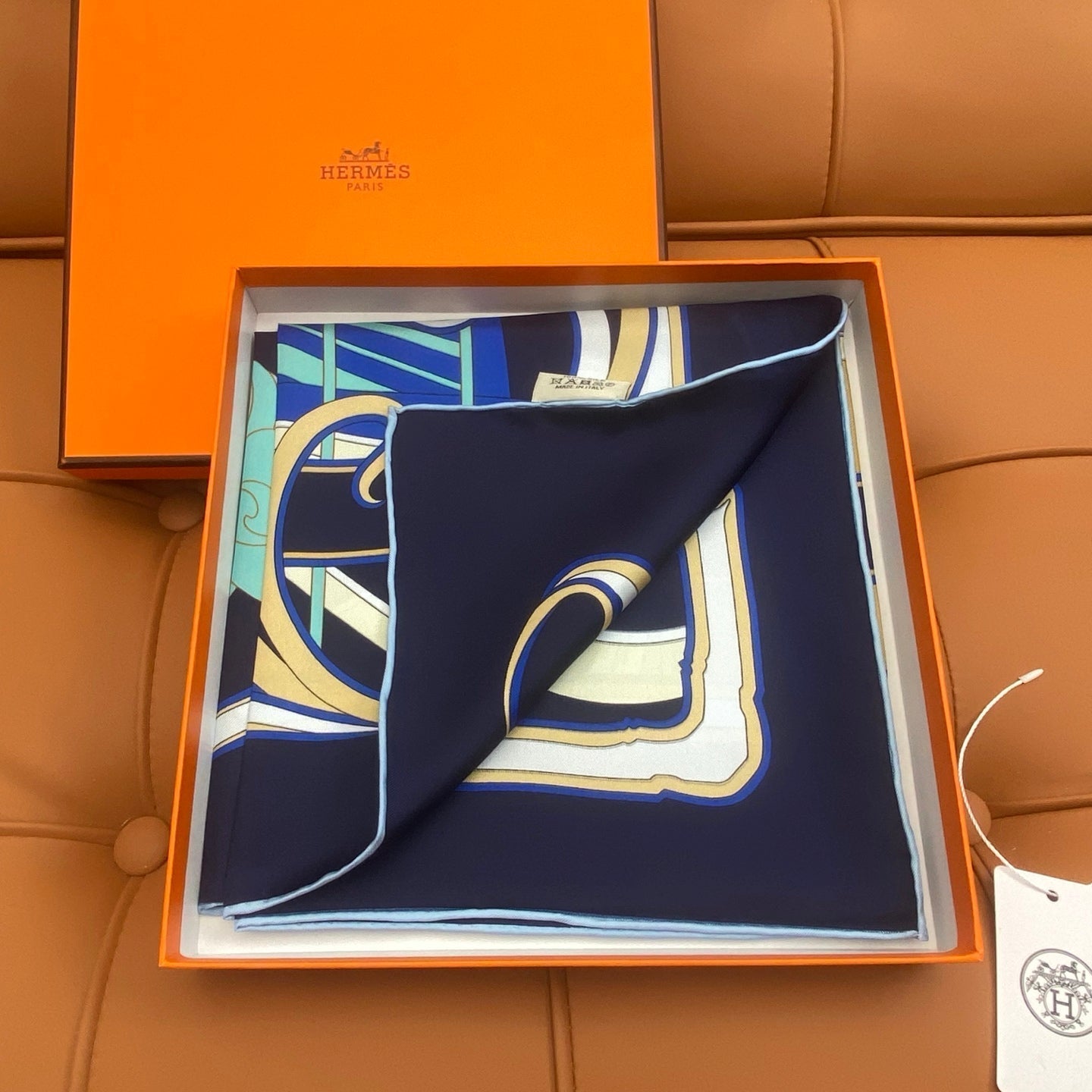 HERMES HERMES 25S SCARF 90 IN SILK 718489