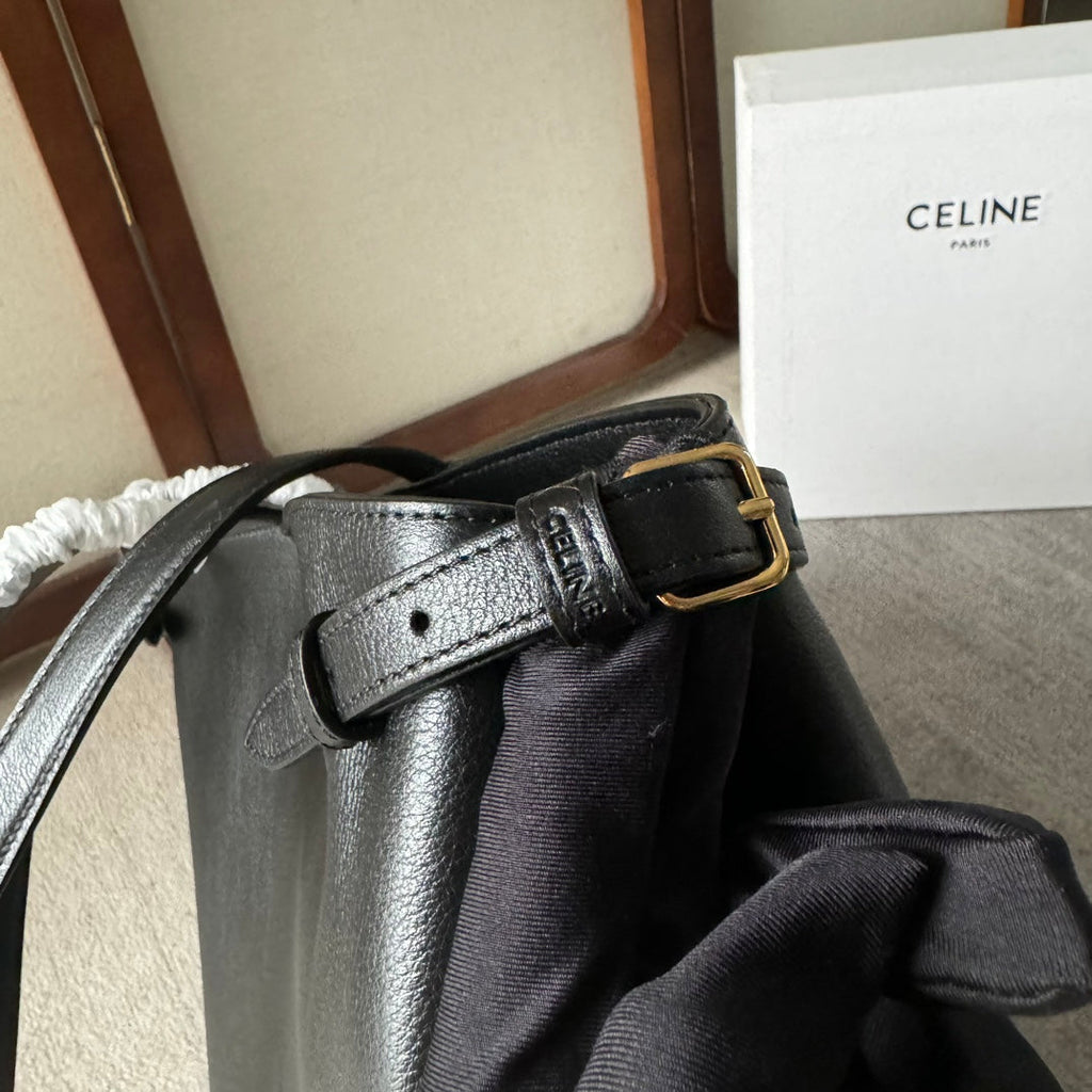 CELINE MEDIUM CABAS ANAÏS CUIR TRIOMPHE 54 IN BLACK GRAINED CALFSKIN