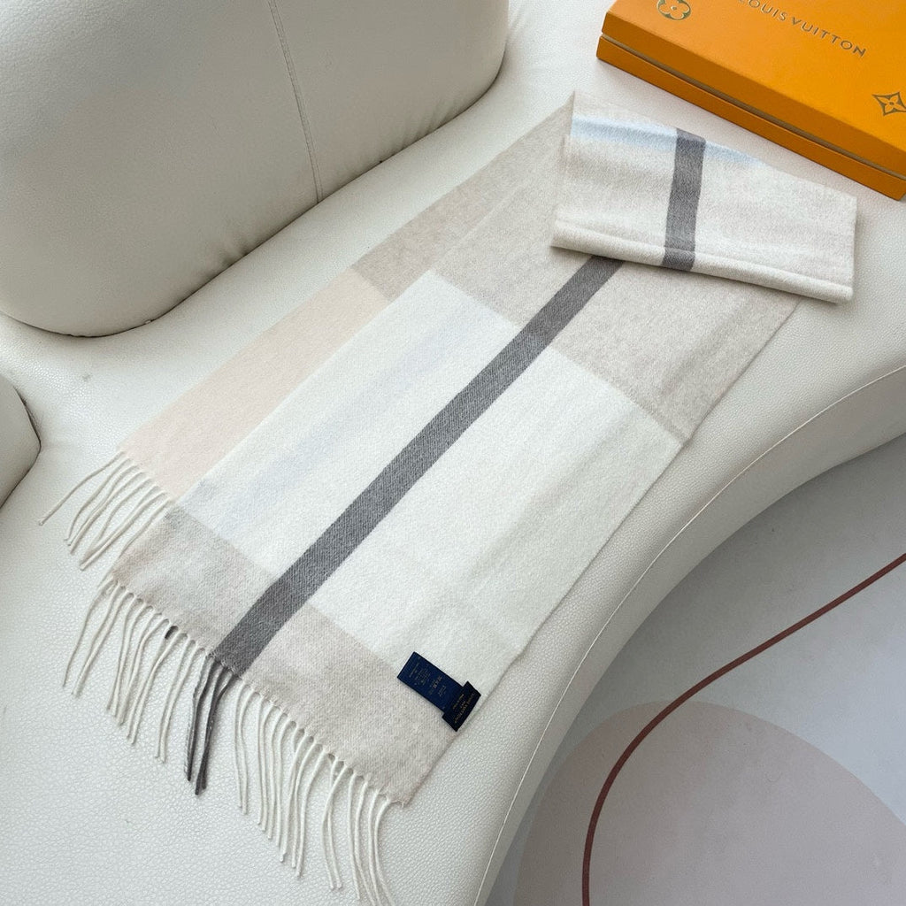 LOUIS VUITTON SCARF 180 CM IN BEIGE CASHMERE 394703