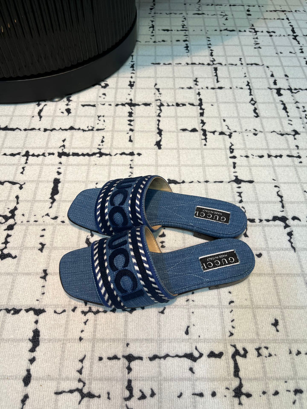 GUCCI SLIDE SANDAL WITH  SCRIPT AEGEAN DENIM