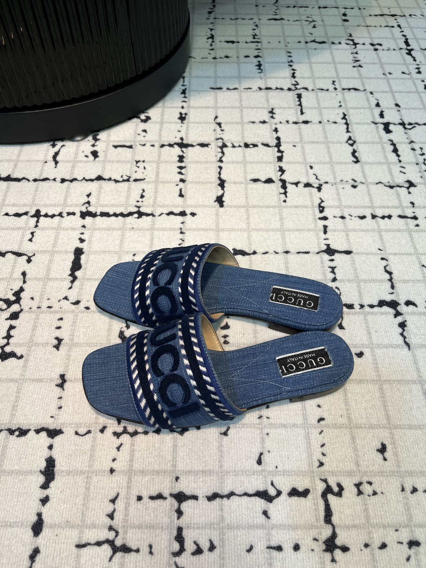 GUCCI SLIDE SANDAL WITH  SCRIPT AEGEAN DENIM
