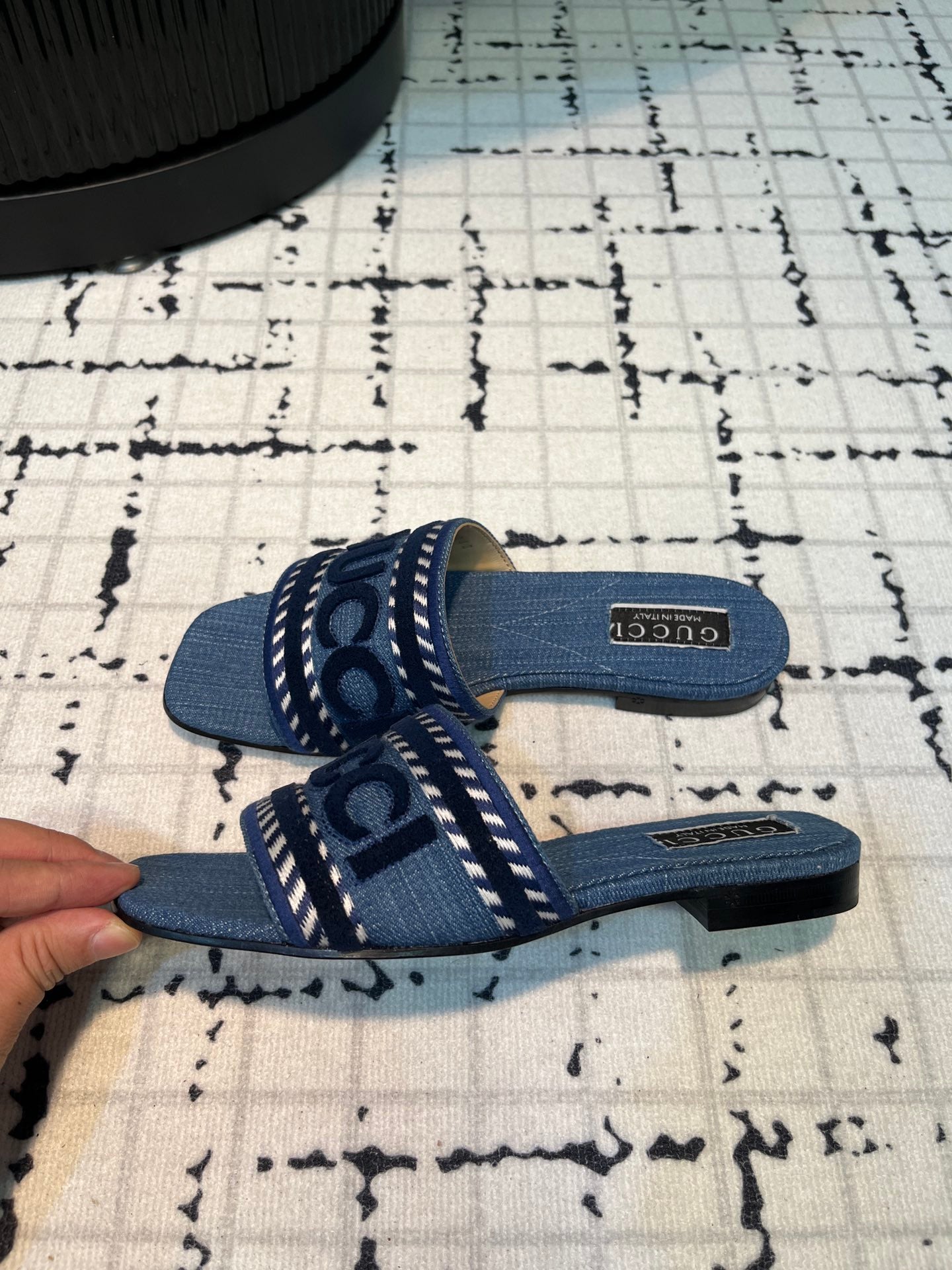 GUCCI SLIDE SANDAL WITH  SCRIPT AEGEAN DENIM