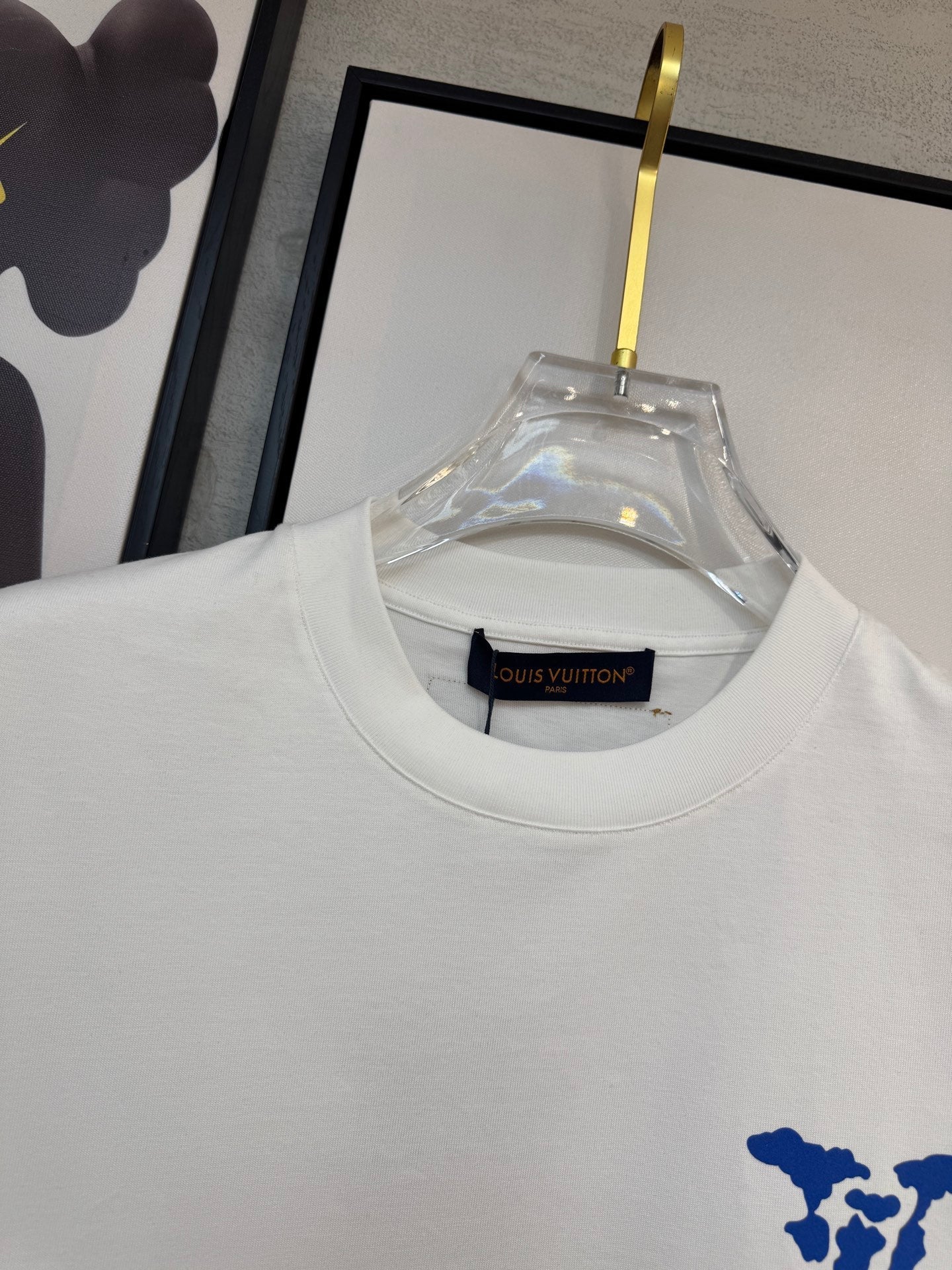 LOUIS VUITTON LV WHITE COTTON T-SHIRT BLUE STYLIZED LOGO 238917