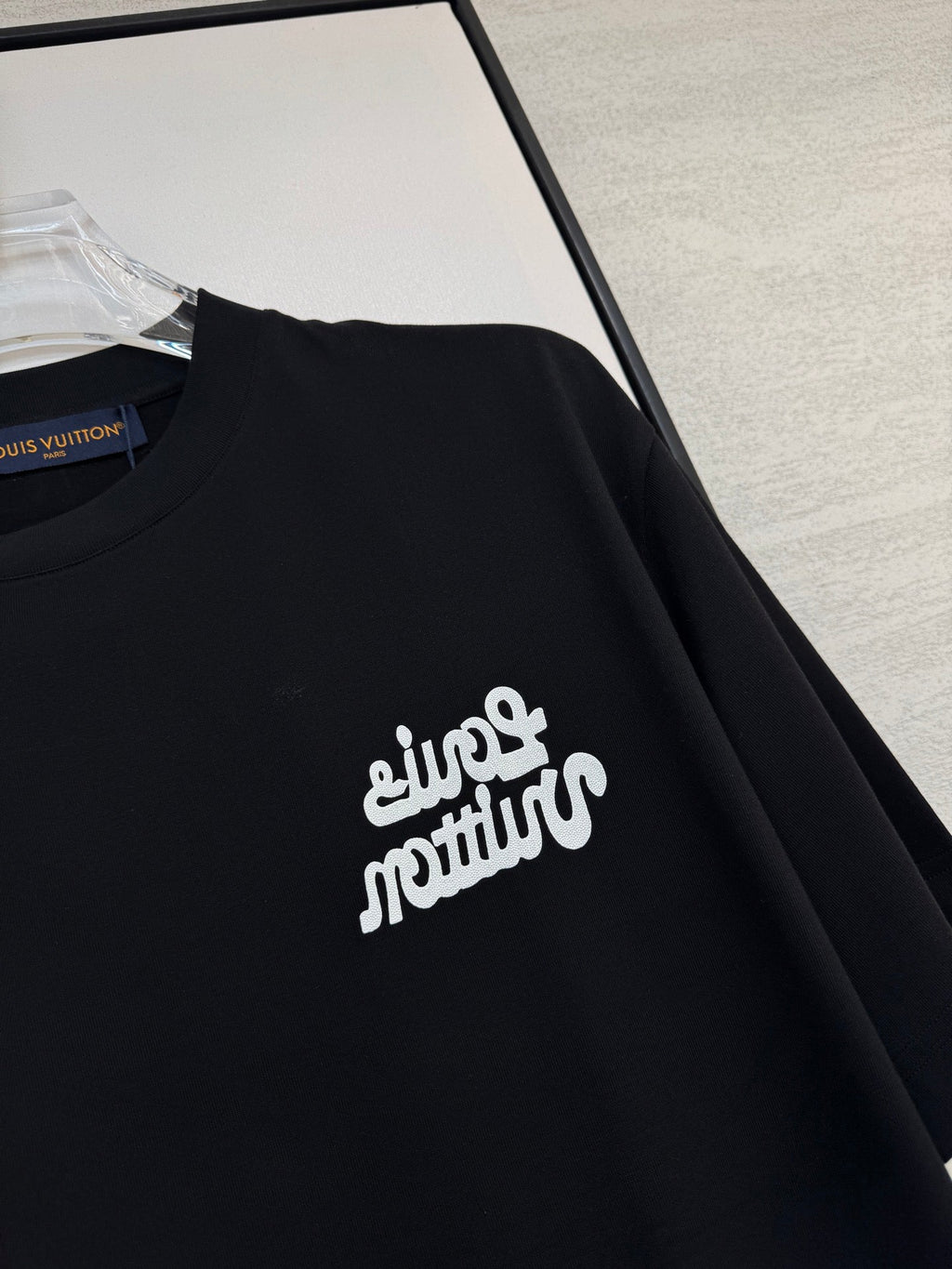 LOUIS VUITTON LV T-SHIRT IN BLACK COTTON FABRIC 238921