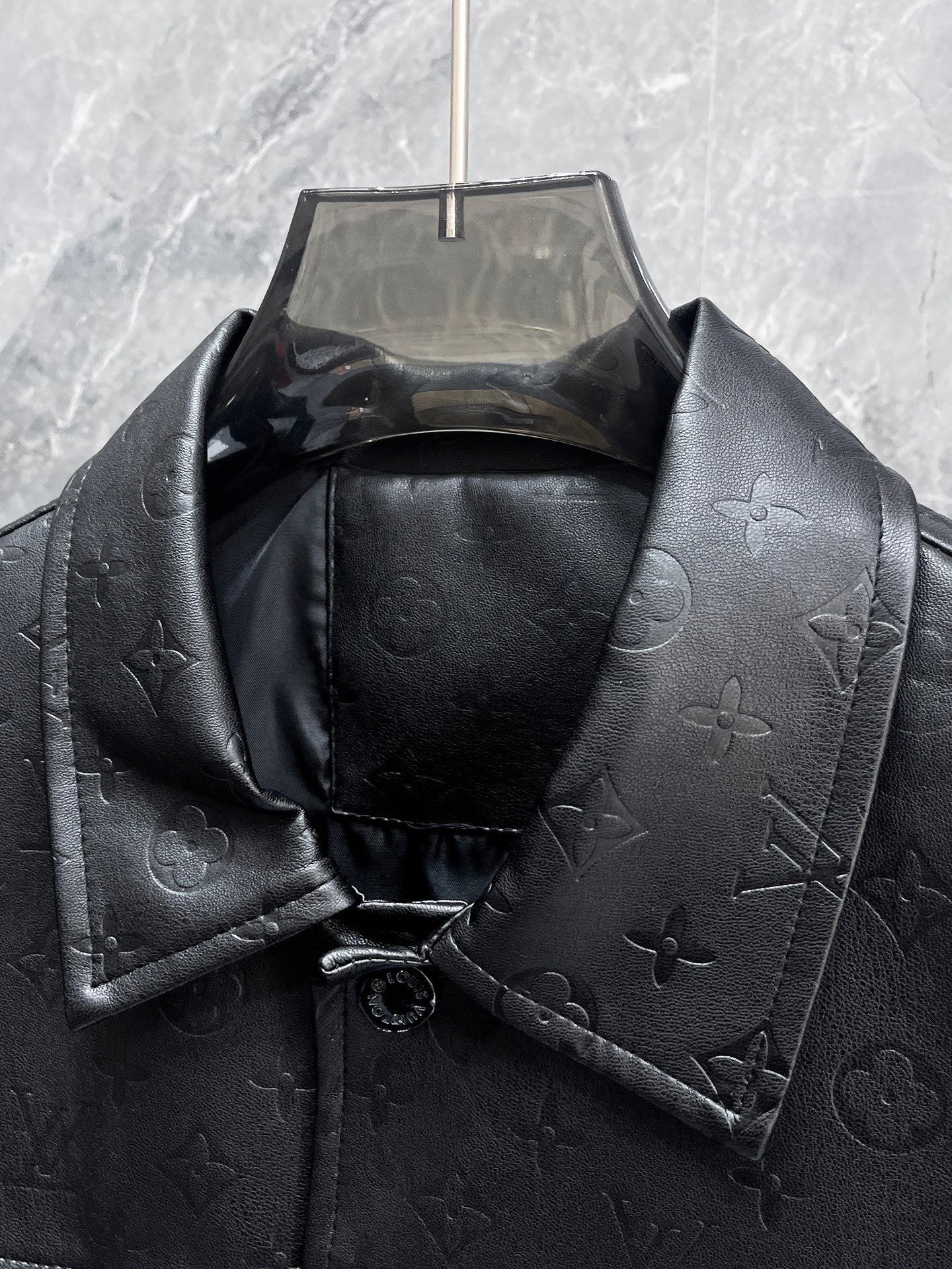 LOUIS VUITTON LV BLACK CALFSKIN JACKET 239566