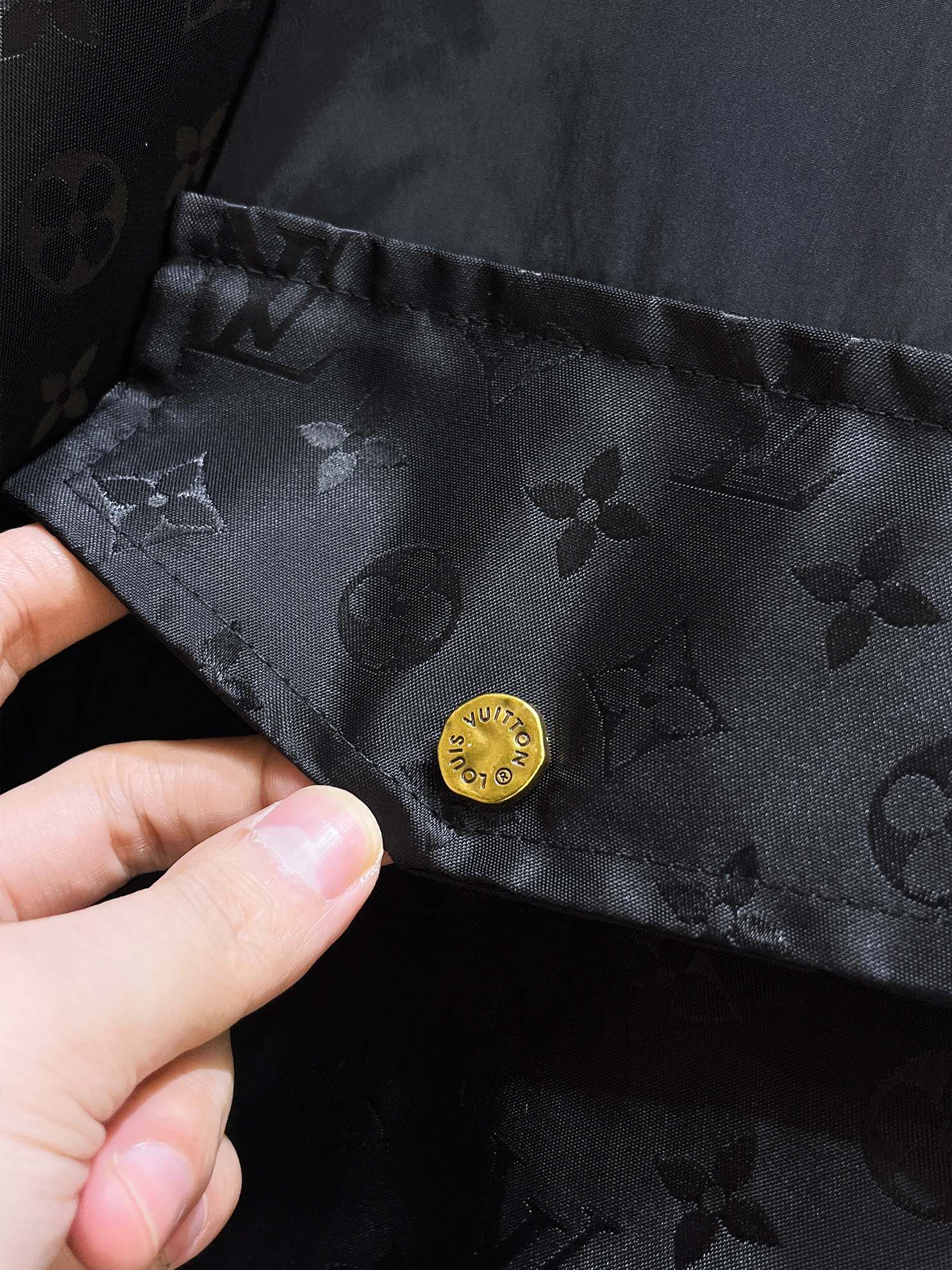 LOUIS VUITTON LV BLACK JACKET 239563