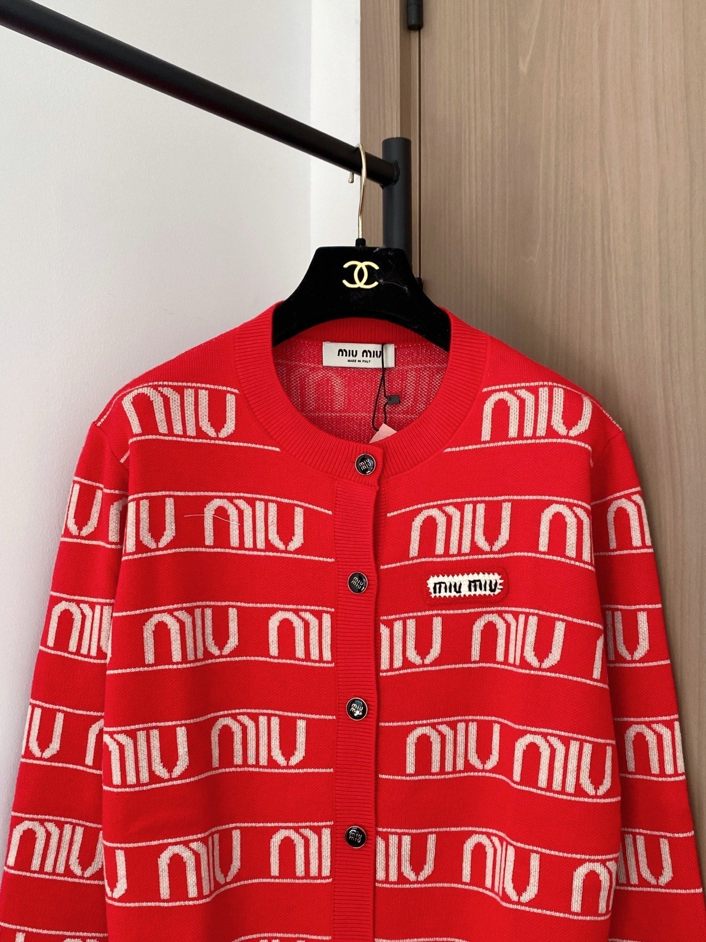 MIUMIU CARDIGAN STYLE 703