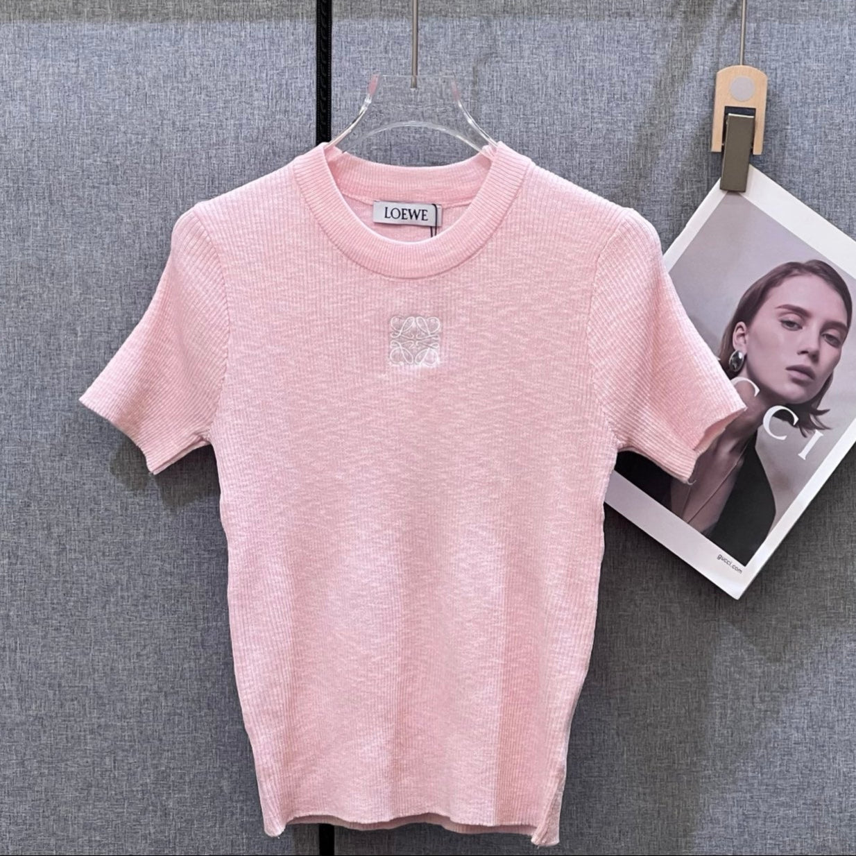 LOEWE SHORT-SLEEVE KNIT TOP STYLE 124