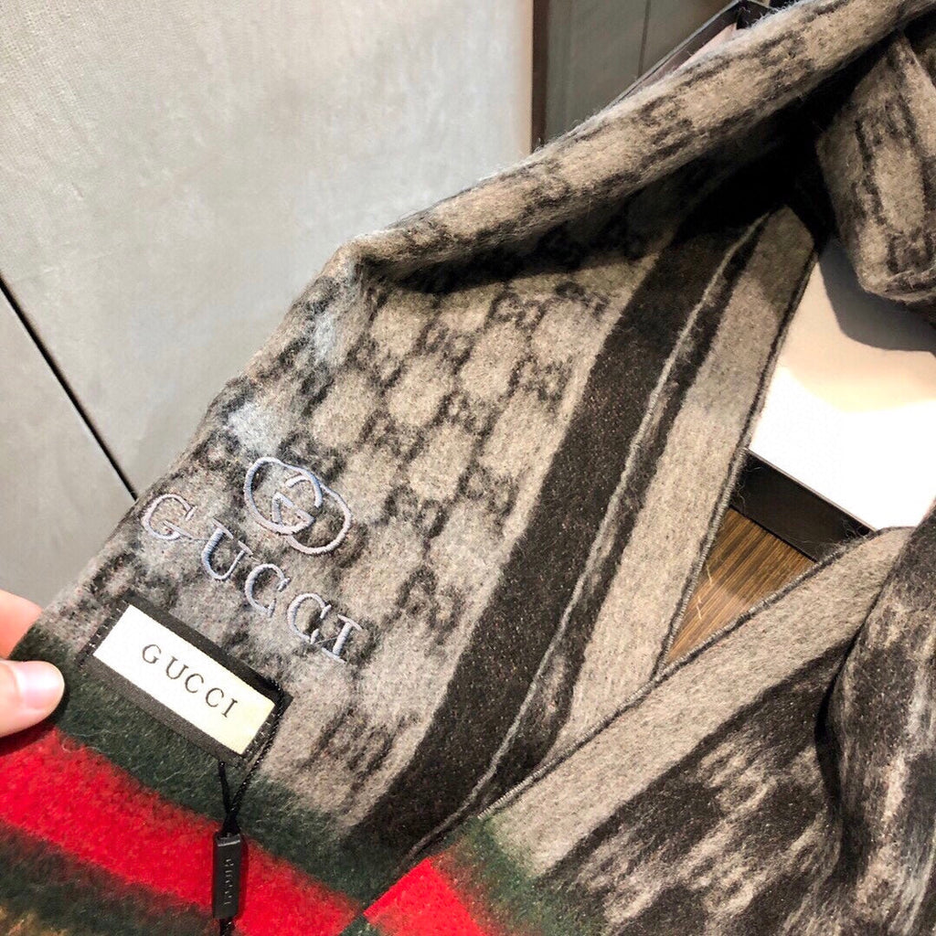 GUCCI SCARF 180 CM IN MONOGRAM MEDIUM BROWN CASHMERE 405327