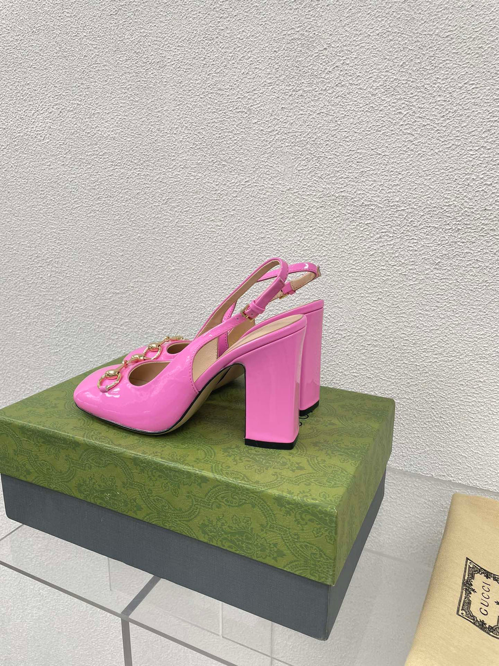 GUCCI WOMEN'S HORSEBIT SLINGBACK 95MM IN FUSICA PINK CALFSKIN