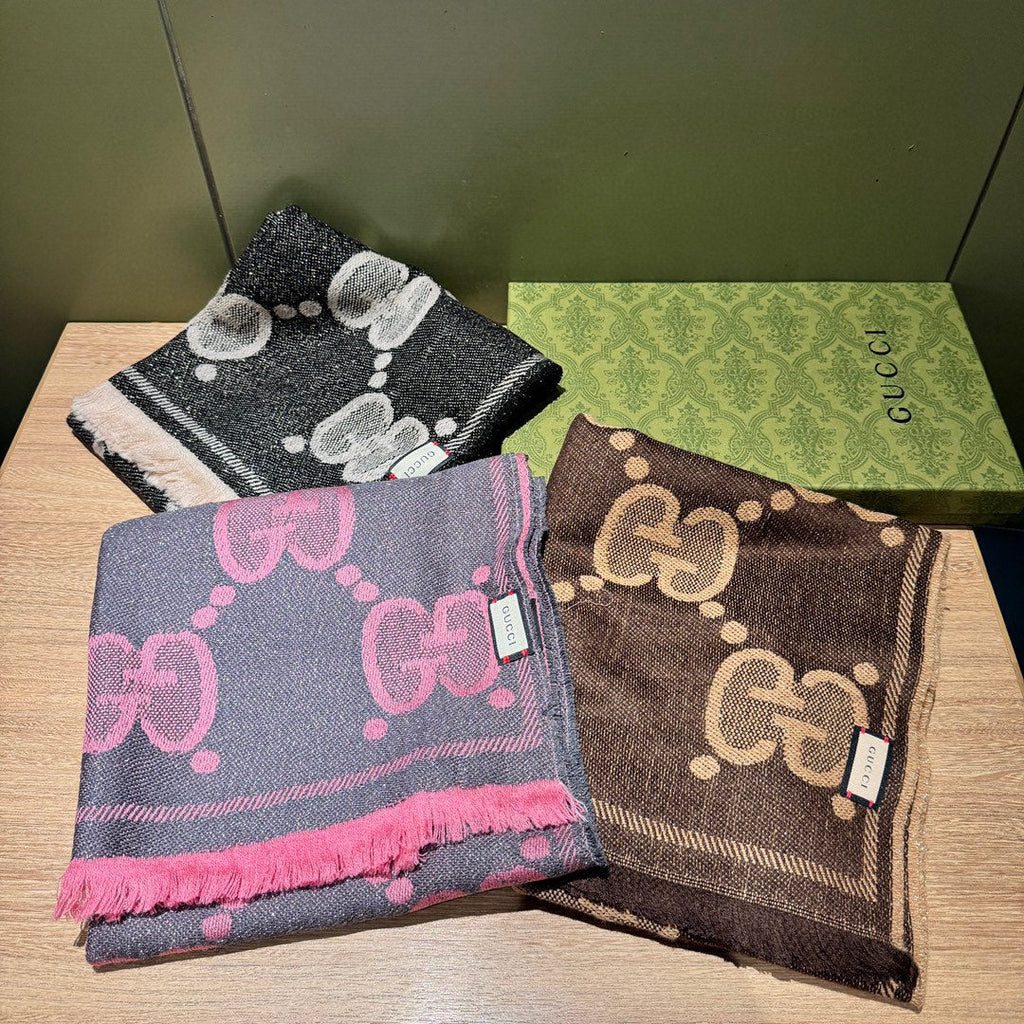 GUCCI SCARF 195 CM IN DARK PINK  WOOL LAMÉ JACQUARD 403976