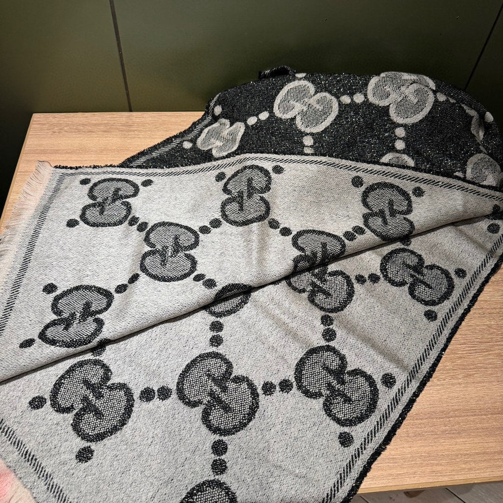 GUCCI SCARF 195 CM IN BLACK AND LIGHT GRAY  WOOL LAMÉ JACQUARD 403977
