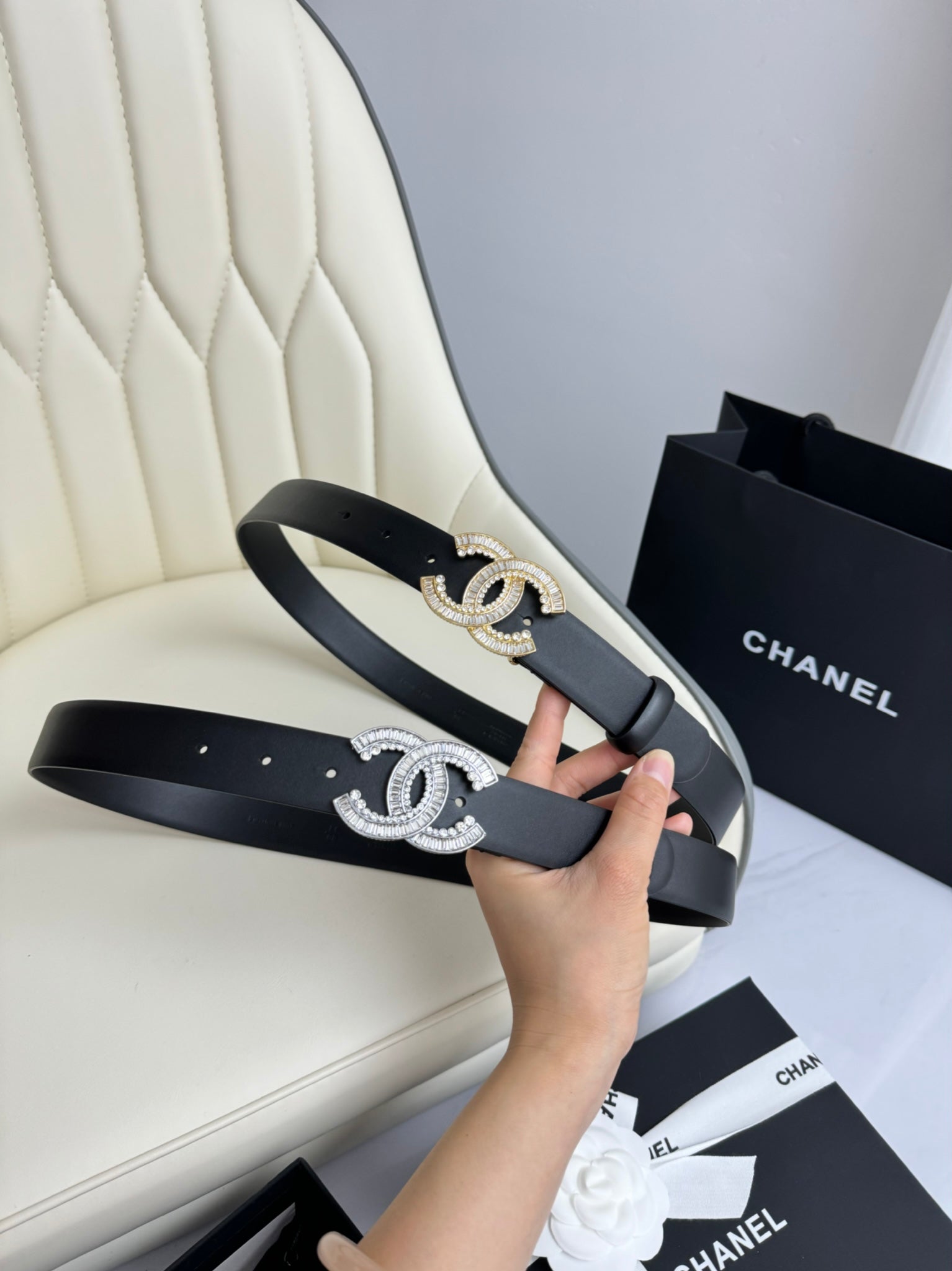 CHANEL BELT 30MM IN BLACK SMOOTH CALFSKIN GOLD HARDWARE ATTACH RHINSTONE