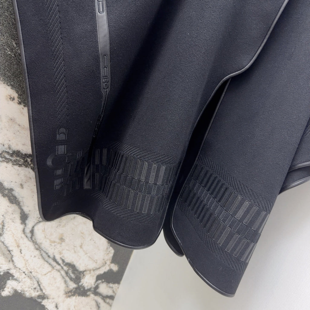 HERMES 25S CAPE COAT 006