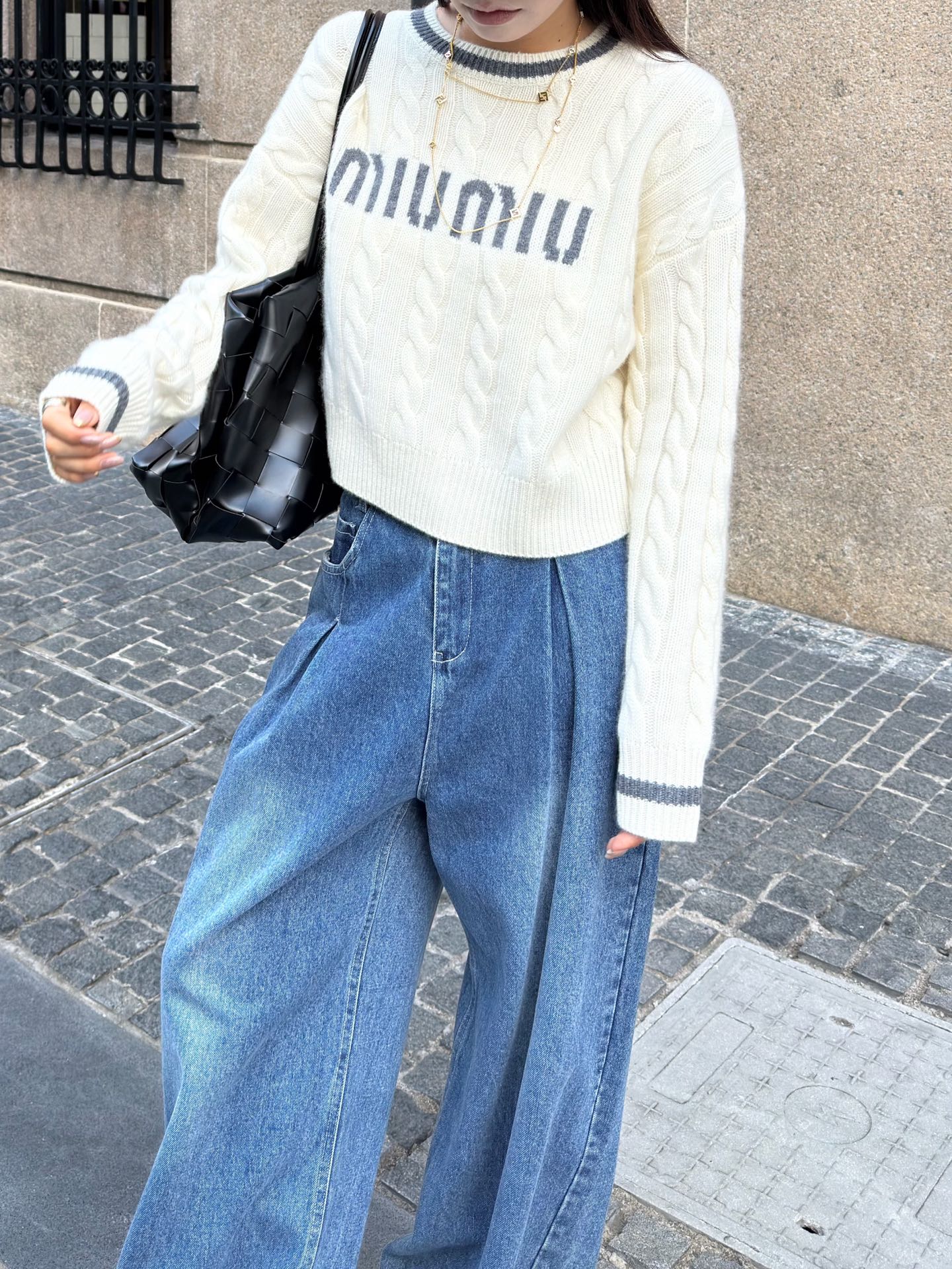 MIUMIU KNIT SWEATER STYLE 238