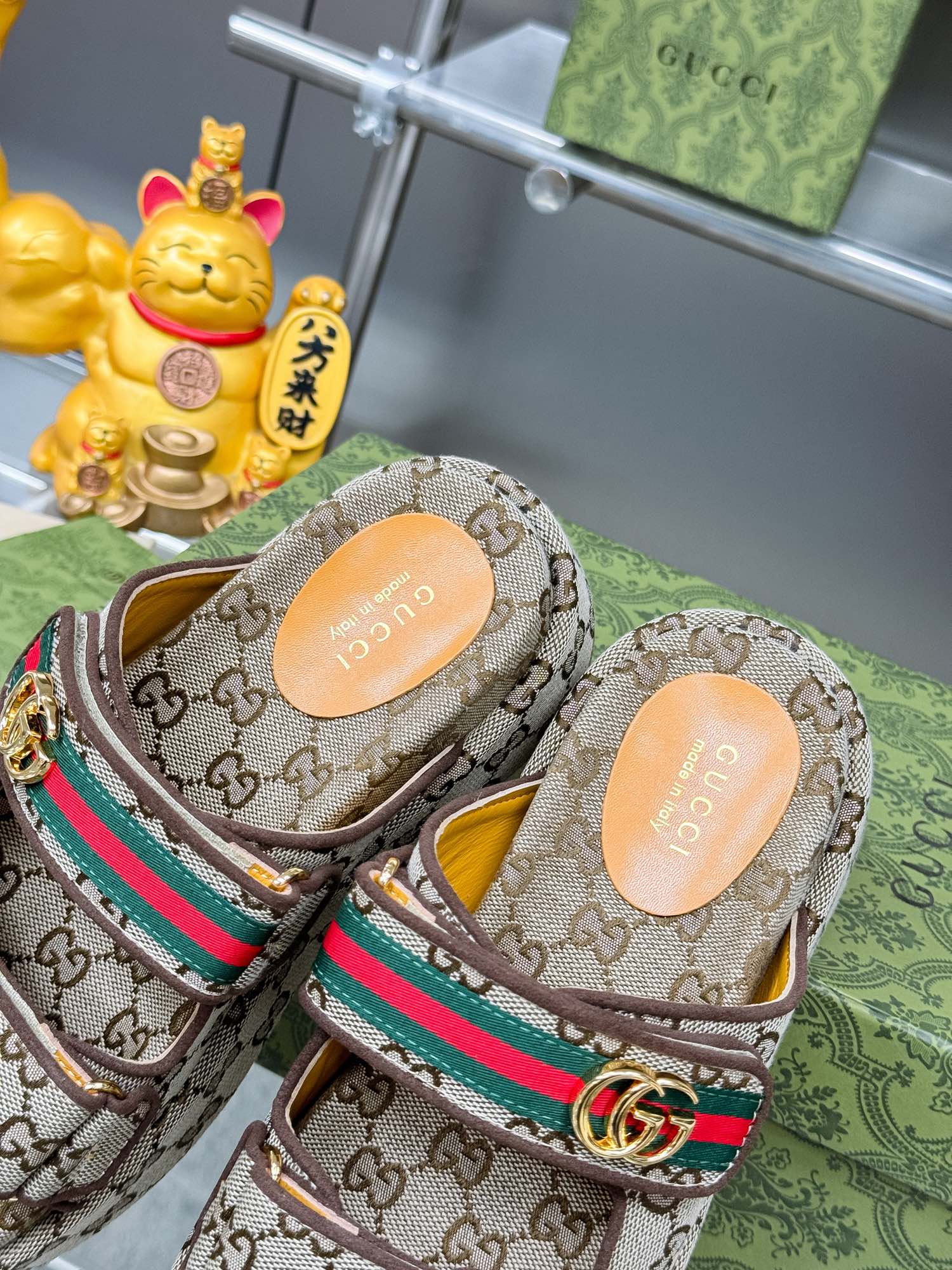 GUCCI SANDALS 22 IN BEIGE FABRIC WITH GOLD HARDWARE