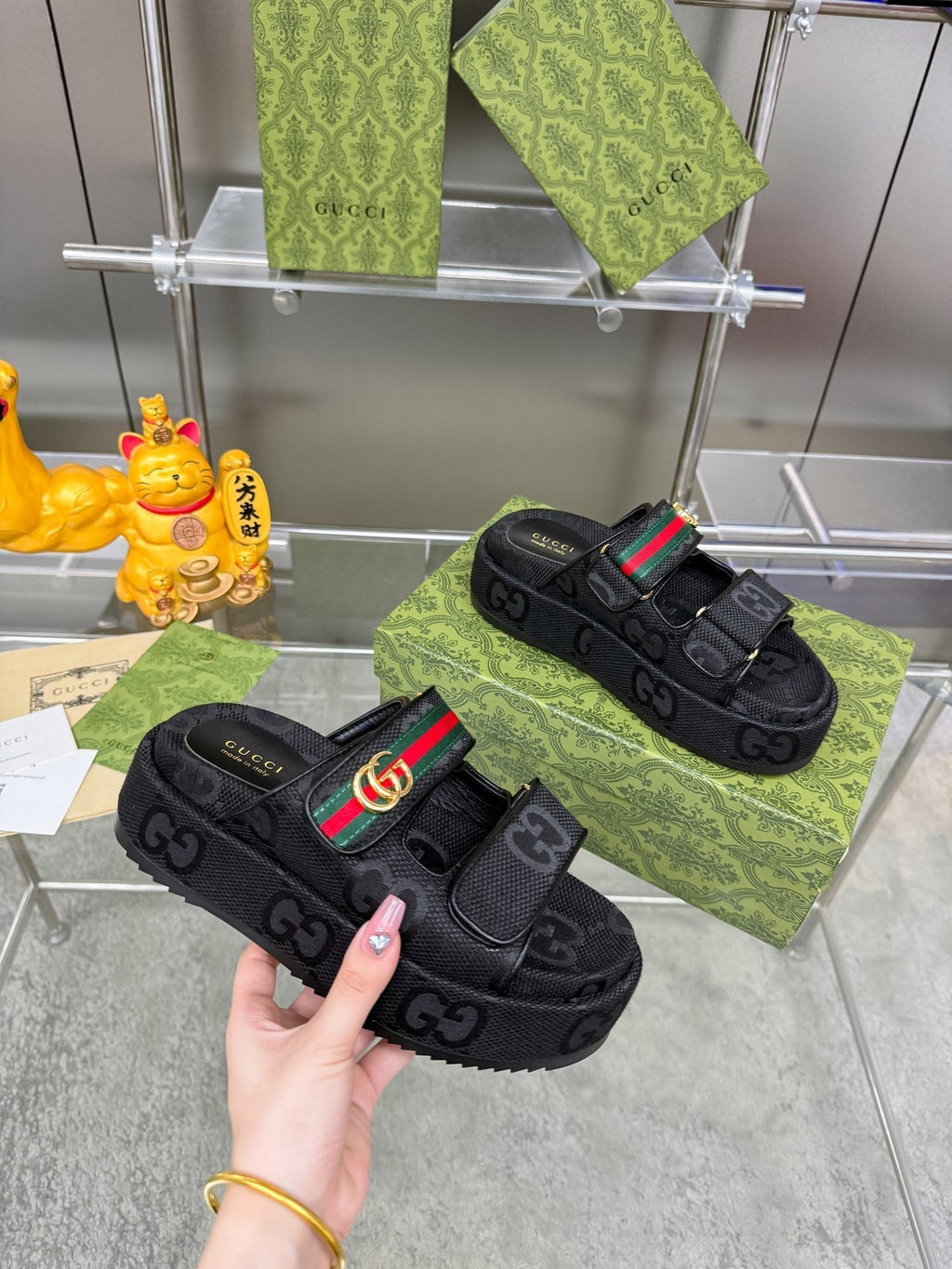GUCCI SANDALS 22 IN BLACK FABRIC WITH GOLD HARDWARE