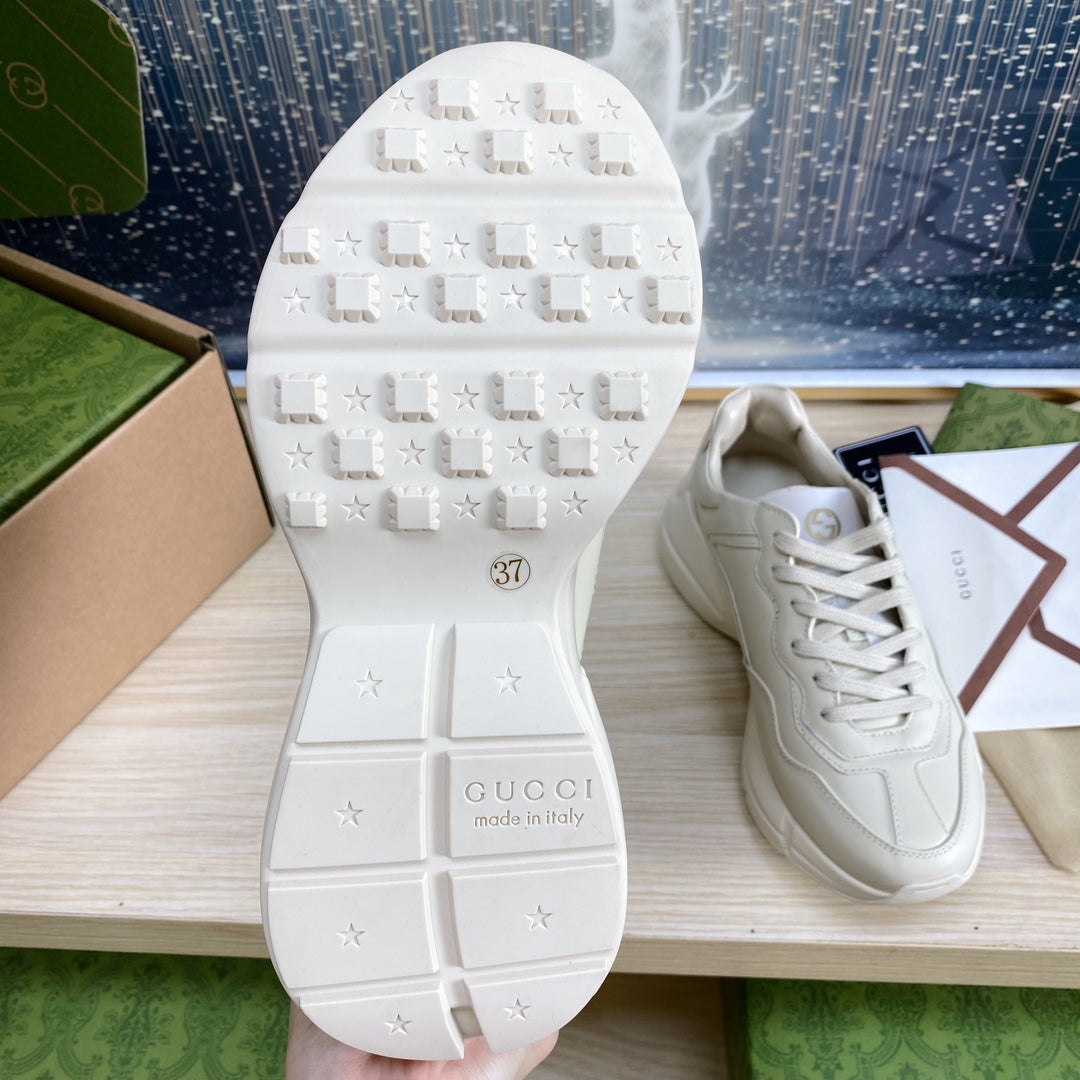 GUCCI COUPLE TRAINER WHITE CALFSKIN WITH CAPYBARA ICON