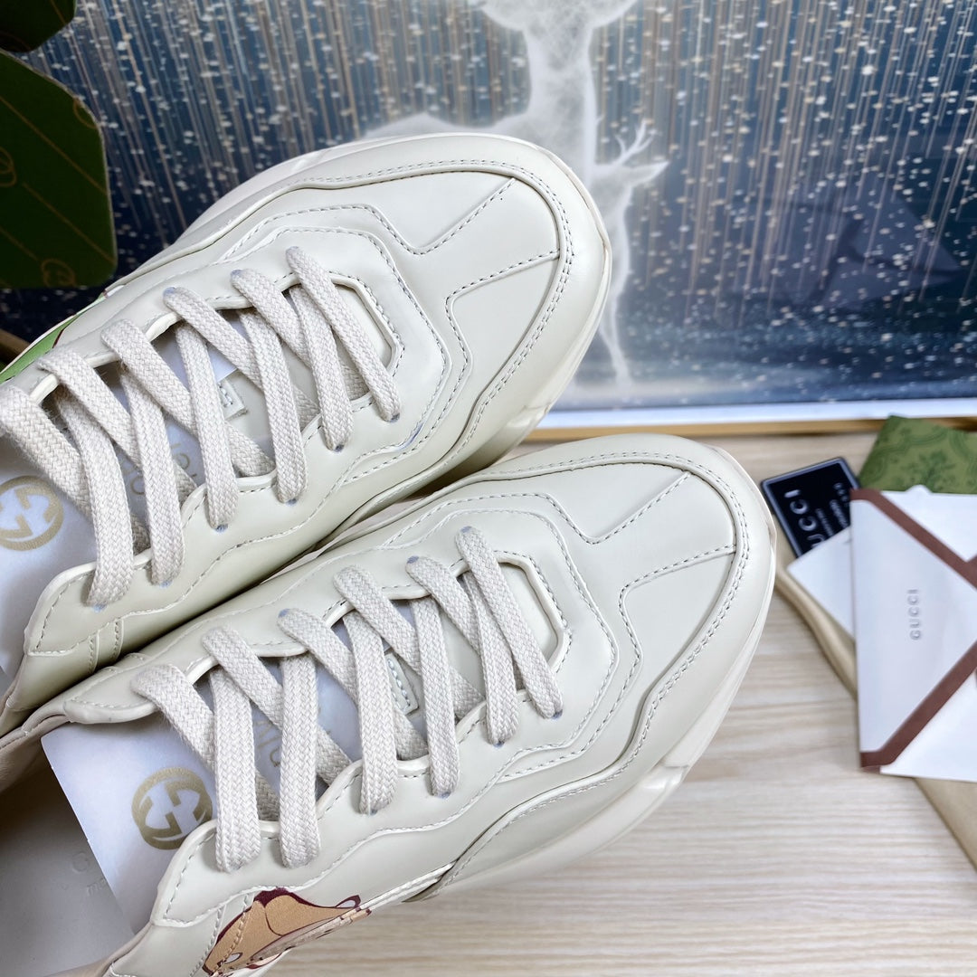 GUCCI COUPLE TRAINER WHITE CALFSKIN WITH CAPYBARA ICON