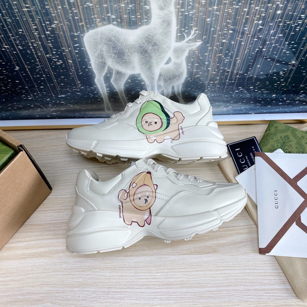 GUCCI COUPLE TRAINER WHITE CALFSKIN WITH CAPYBARA ICON