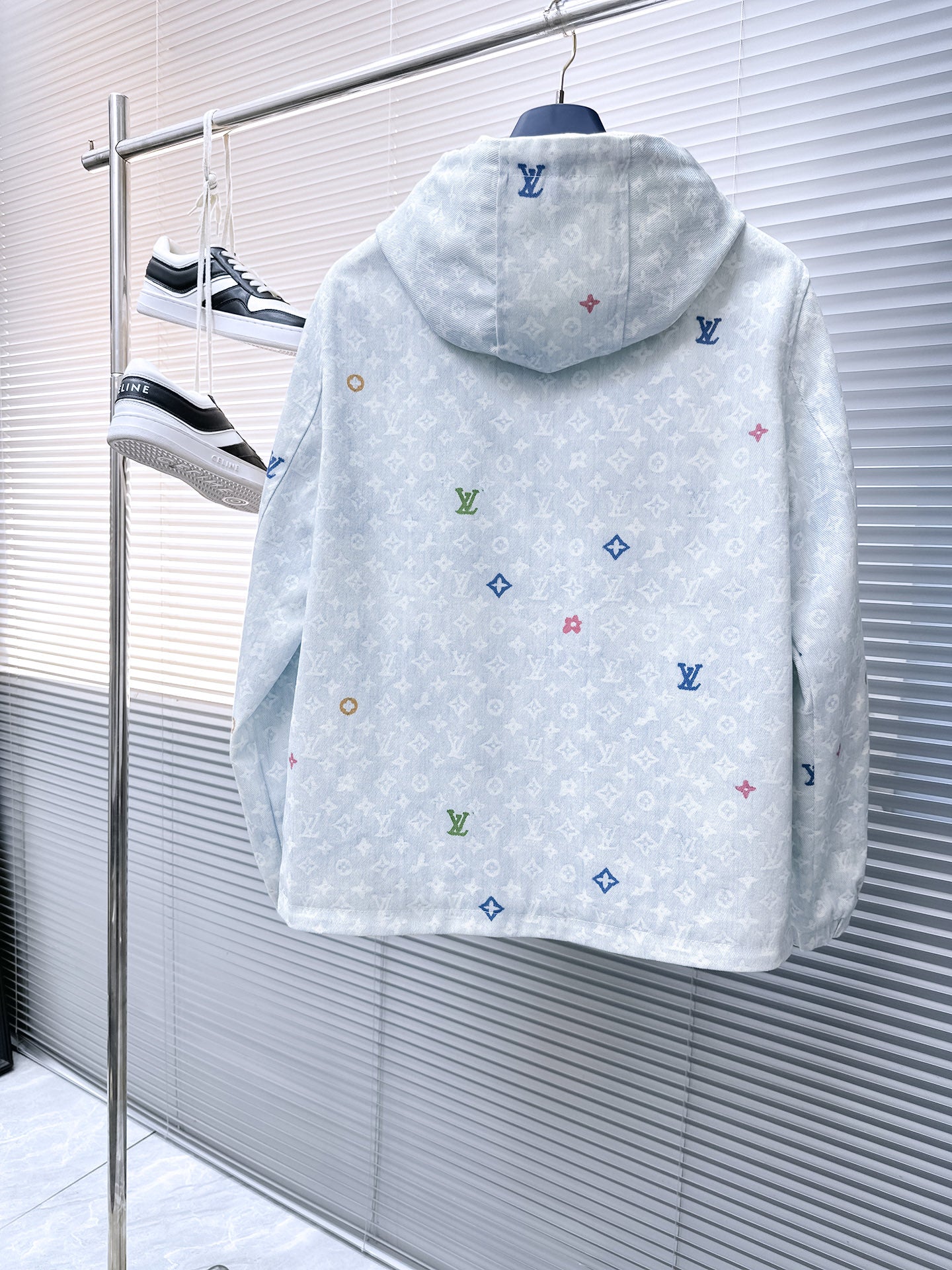LOUIS VUITTON LV HOODED JACKET IN PASTEL LIGHT BLUE MONOGRAM CRAGGY DENIM 239120