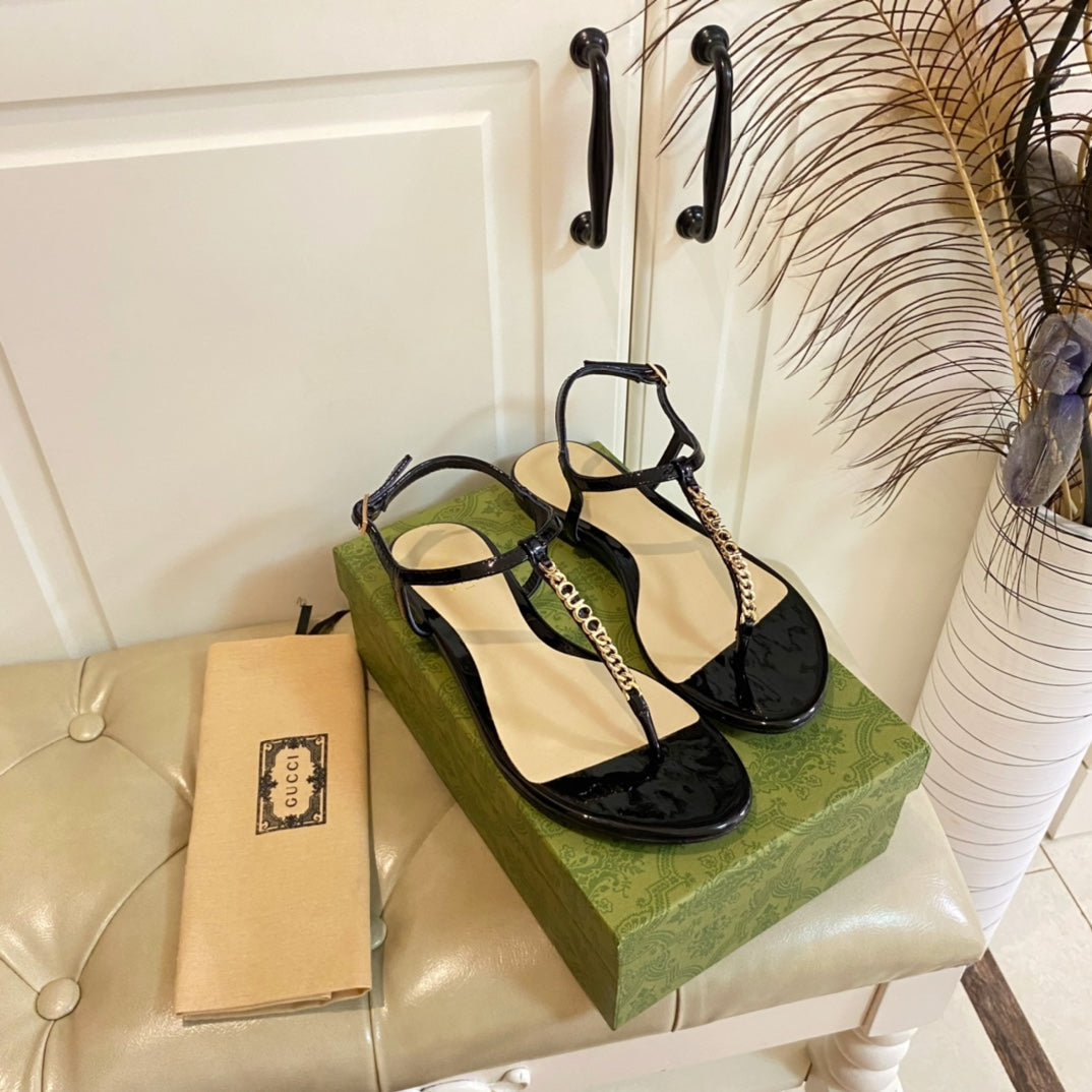 GUCCI SIGNORINA THONG SANDALS IN BLACK MIX BEIGE SHEEPSKIN