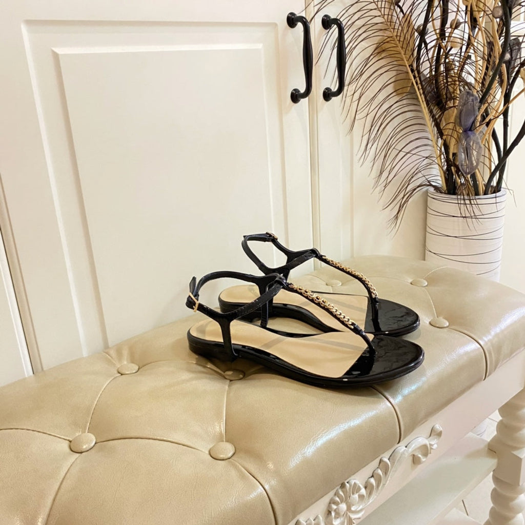 GUCCI SIGNORINA THONG SANDALS IN BLACK MIX BEIGE SHEEPSKIN
