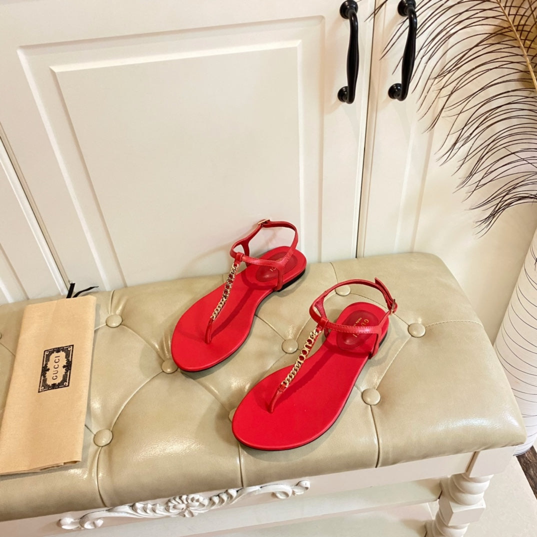 GUCCI SIGNORINA THONG SANDALS IN RED SHEEPSKIN