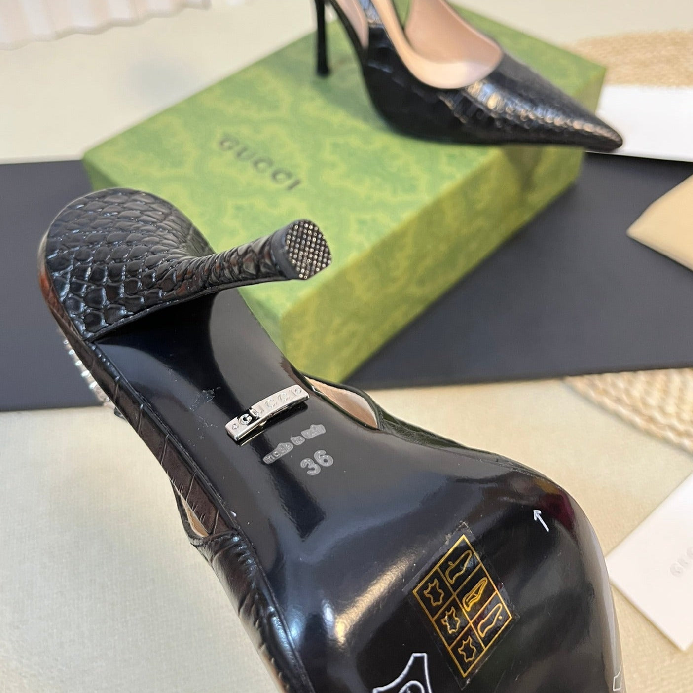 GUCCI Women's High Heels  Black