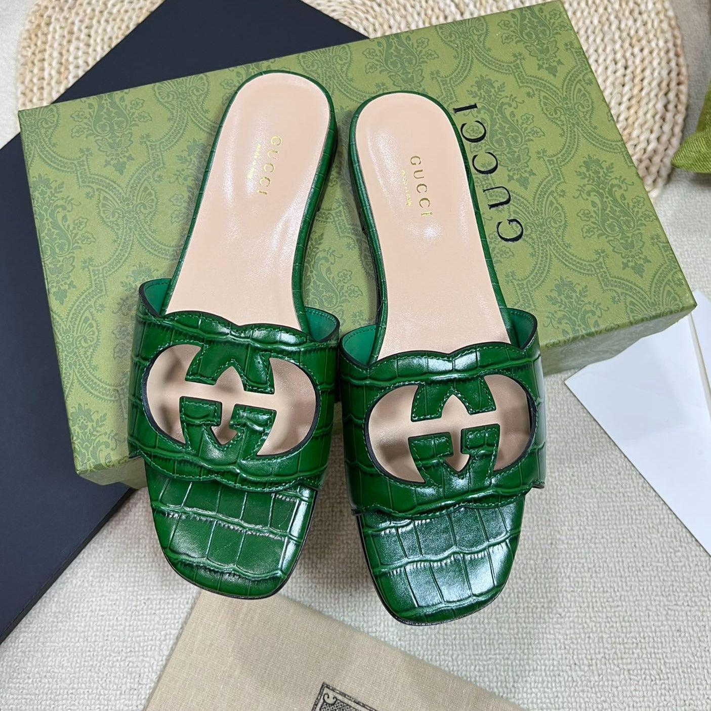 GUCCI Cut Out Slide Sandals Forest Green