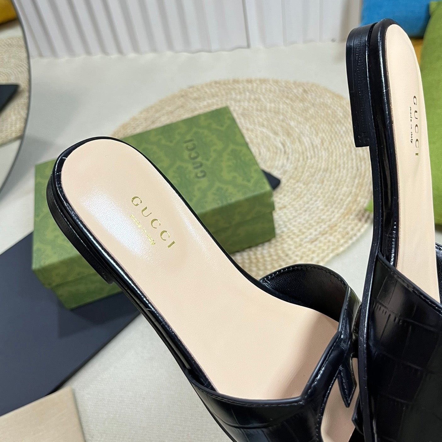 GUCCI Cut Out Slide Sandals Black