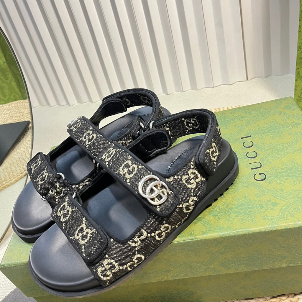 GUCCI Sandal With Double G Black Caro