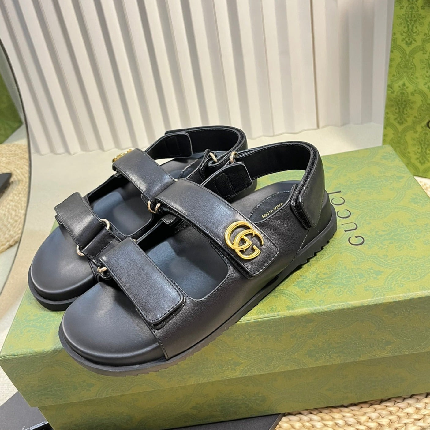 GUCCI Sandal With Double G Black