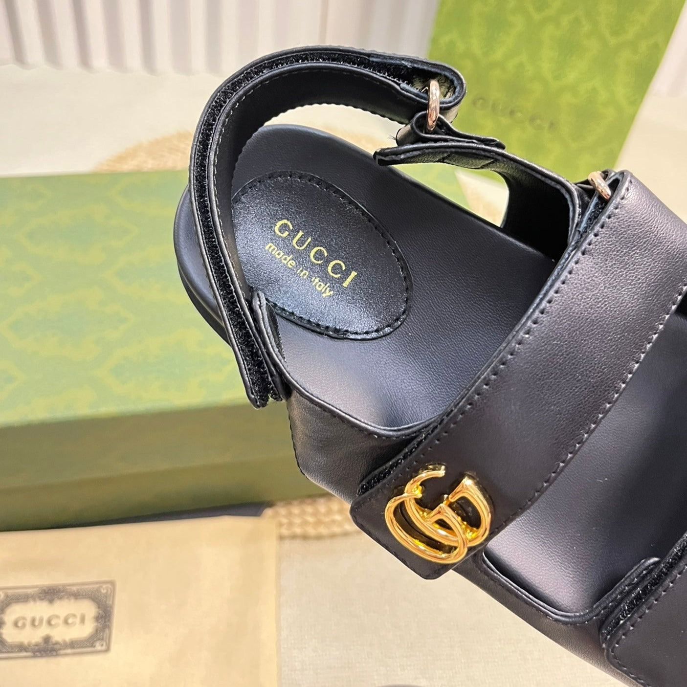 GUCCI Sandal With Double G Black