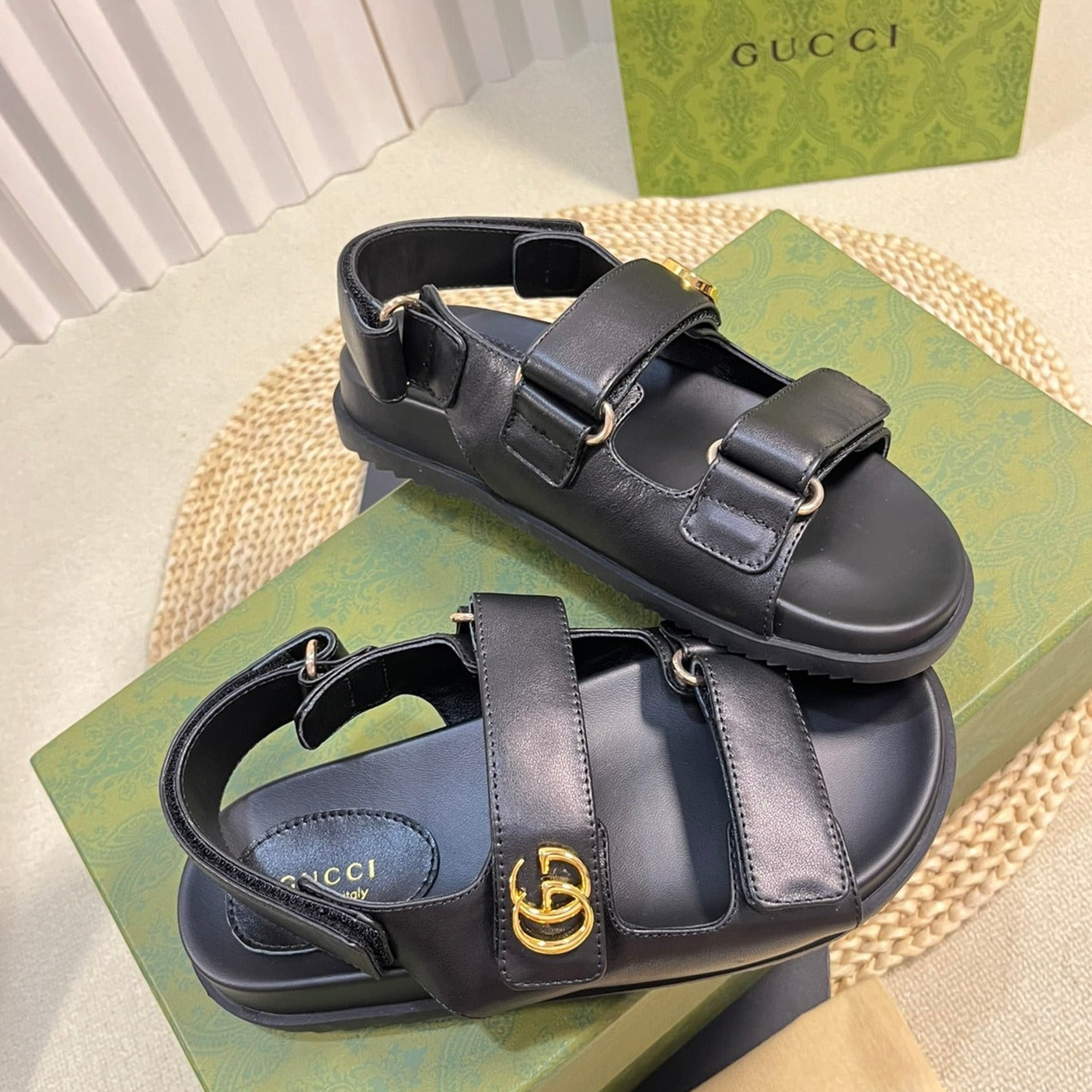 GUCCI Sandal With Double G Black