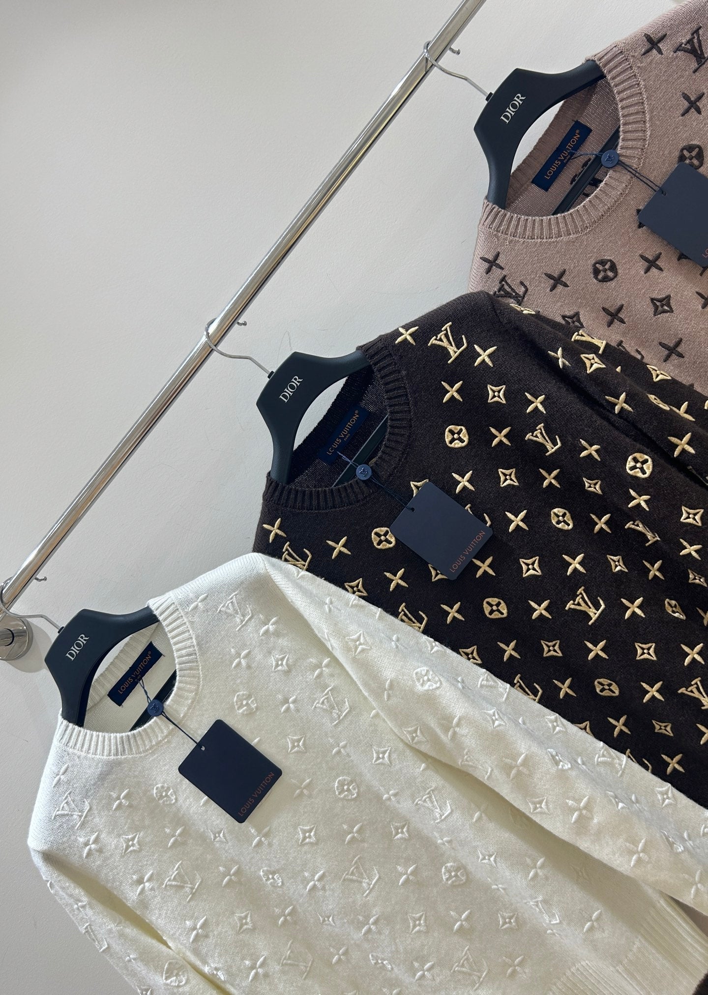 LOUIS VUITTON LV 25S SWEATER 0115