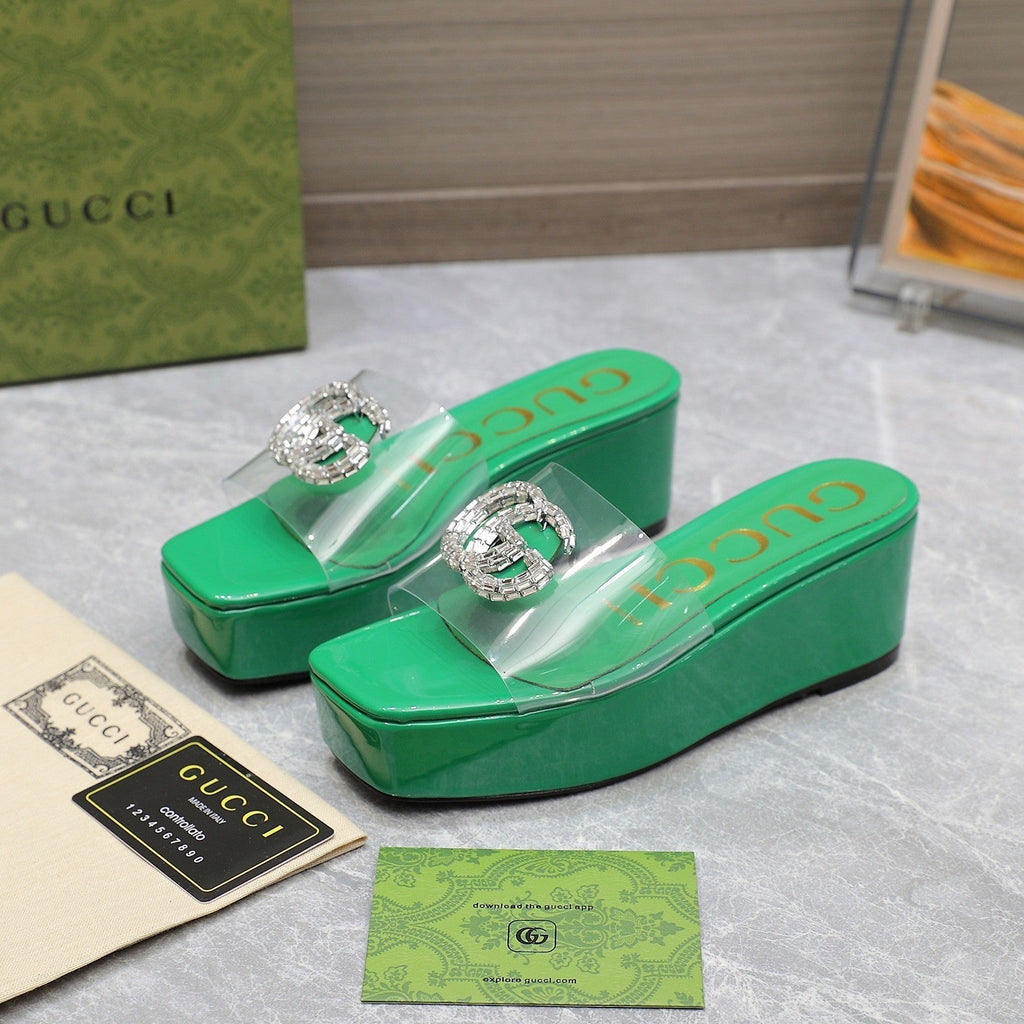 GUCCI HIGH WEDGE PLATFORM WITH DOUBLE G IN GREEN GLOSSY CALFSKIN