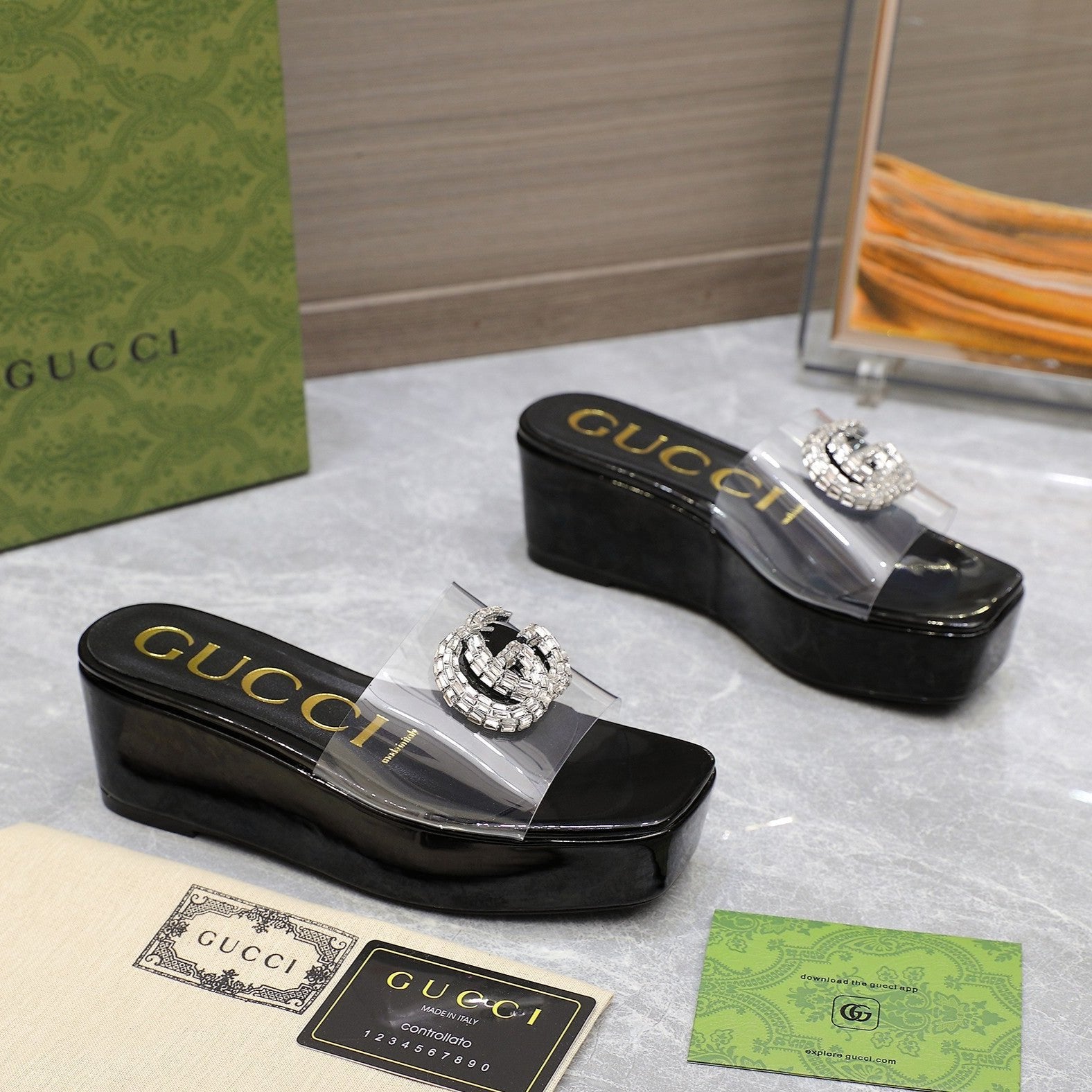 GUCCI HIGH WEDGE PLATFORM IN BLACK GLOSSY CALFSKIN WITH DOUBLE CRYSTAL G BUCKLE