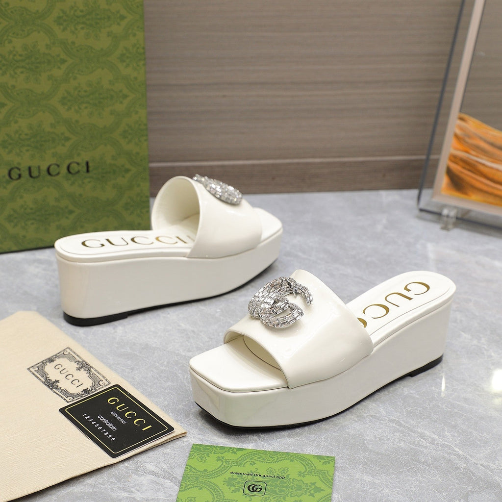 GUCCI HIGH WEDGE PLATFORM WITH DOUBLE G IN WHITE GLOSSY CALFSKIN