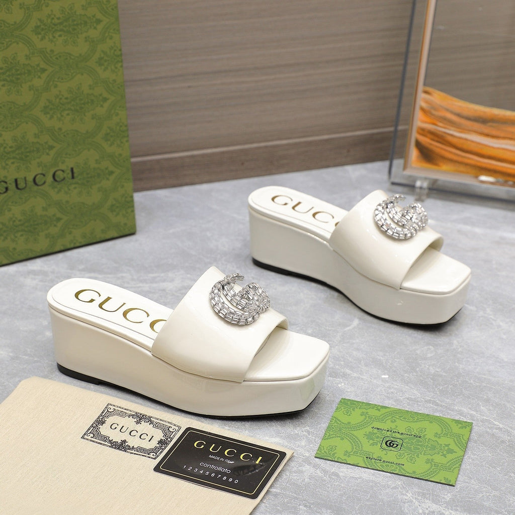 GUCCI HIGH WEDGE PLATFORM WITH DOUBLE G IN WHITE GLOSSY CALFSKIN