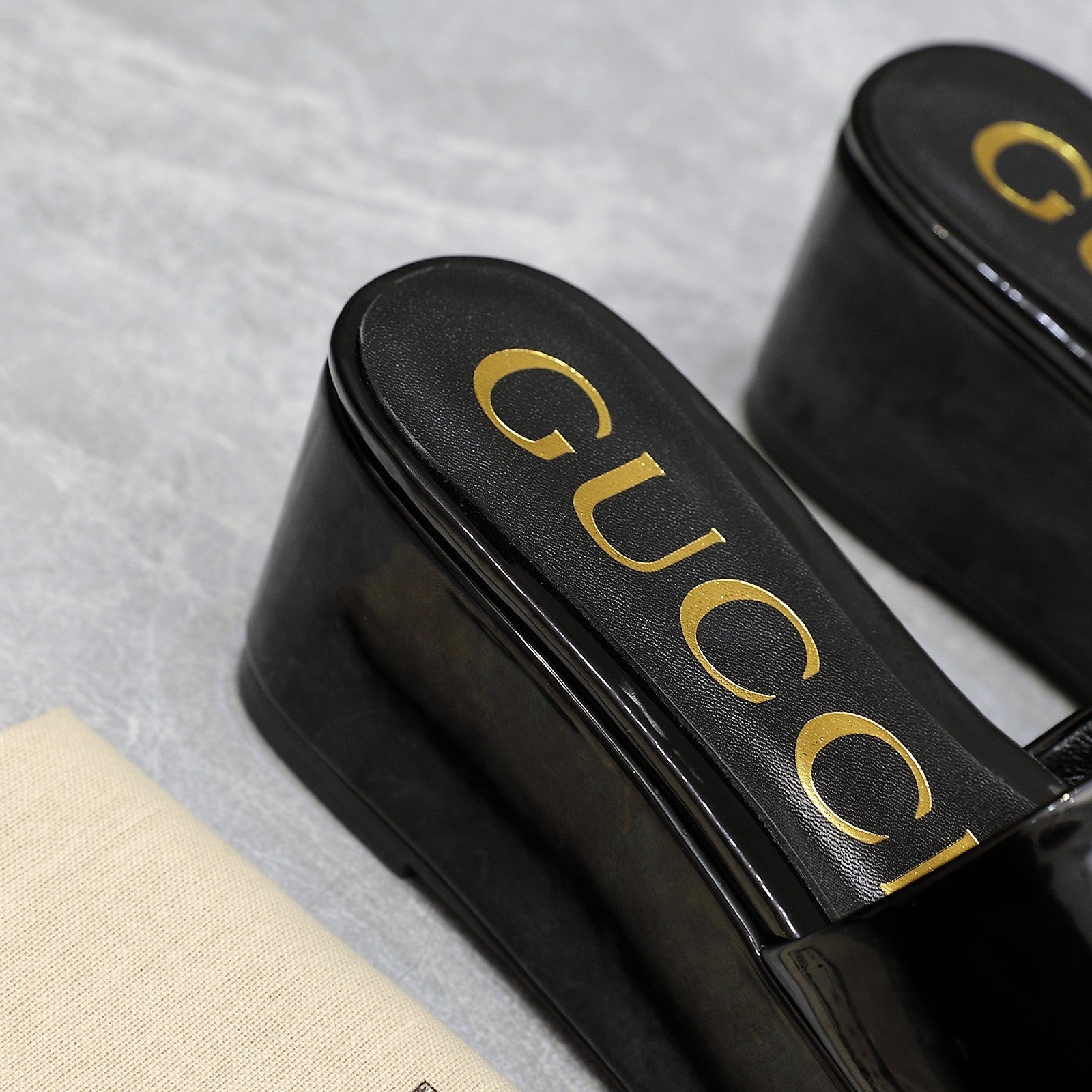 GUCCI HIGH WEDGE PLATFORM WITH DOUBLE G IN BLACK GLOSSY CALFSKIN