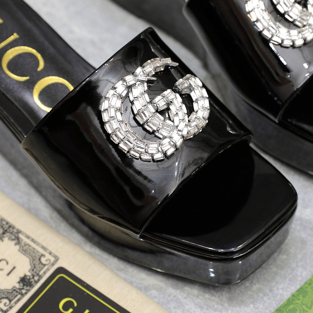 GUCCI HIGH WEDGE PLATFORM WITH DOUBLE G IN BLACK GLOSSY CALFSKIN