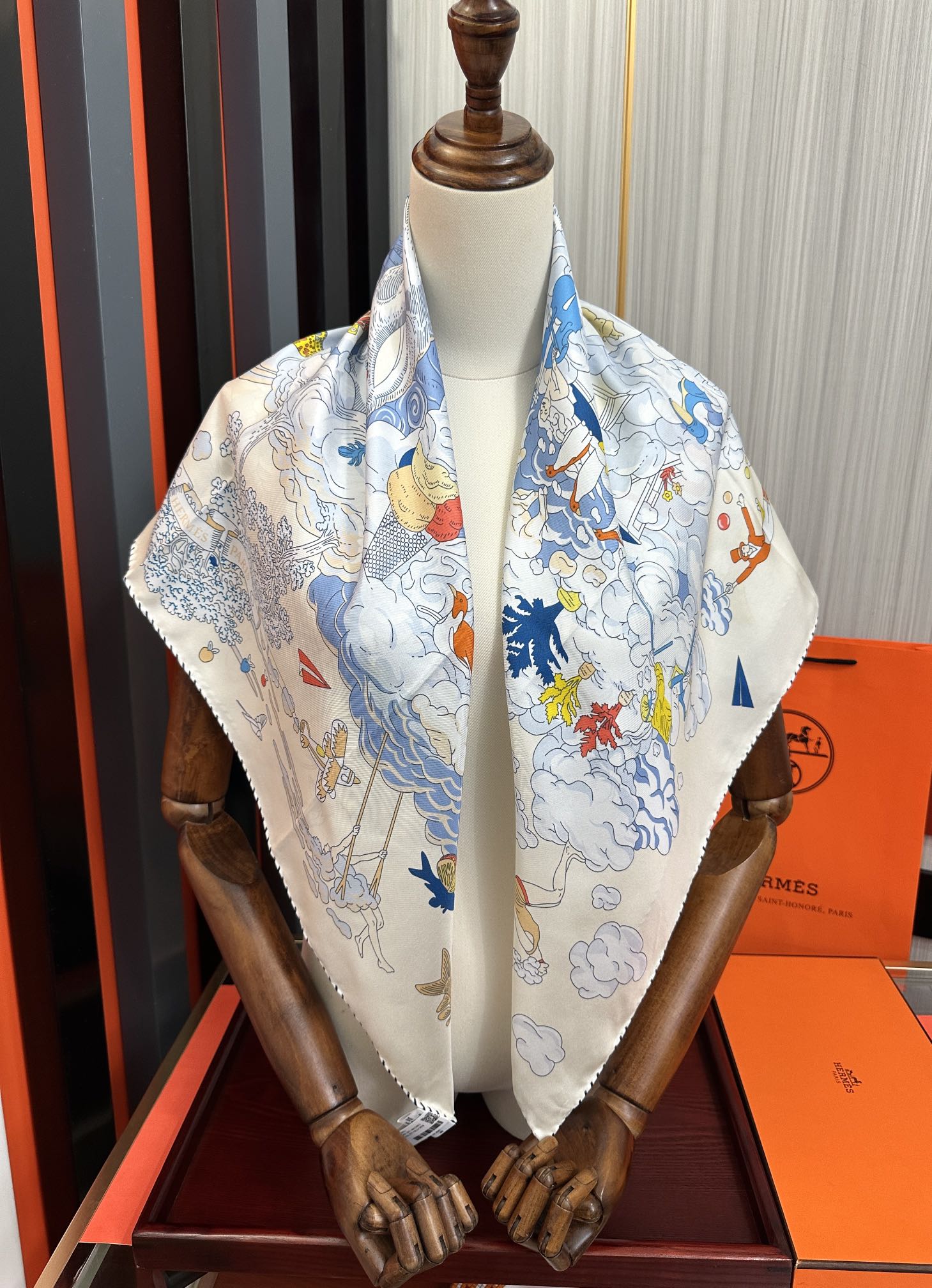 HERMES HERMES 25S SCARF 90 IN SILK 724703