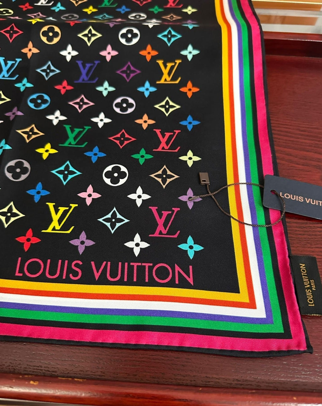 LOUIS VUITTON LV SCARF 90 CM IN SILK 07