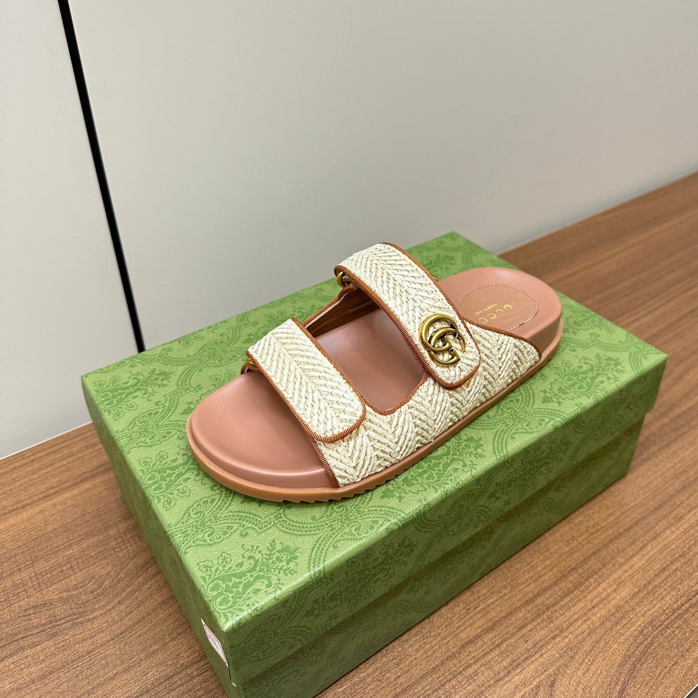 GUCCI Double G ' Brown