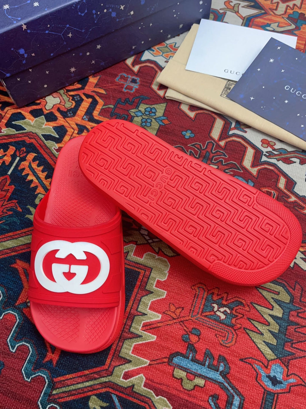 GUCCI INTERLOCKING G SLIDE SANDAL CRIMSON RUBBER