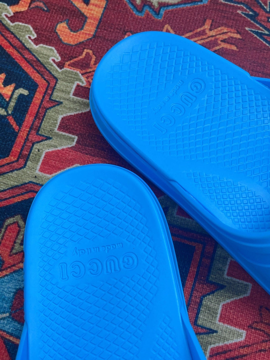 GUCCI INTERLOCKING G SLIDE SANDAL BRIGHT BLUE RUBBER