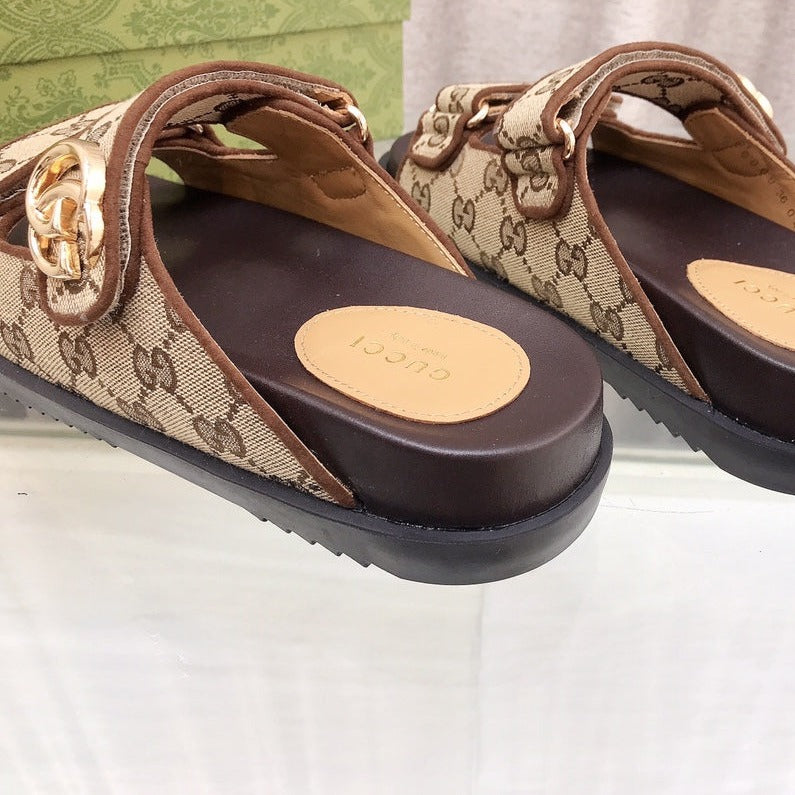 GUCCI Rubber Sole Logo Sandals Brown Caro