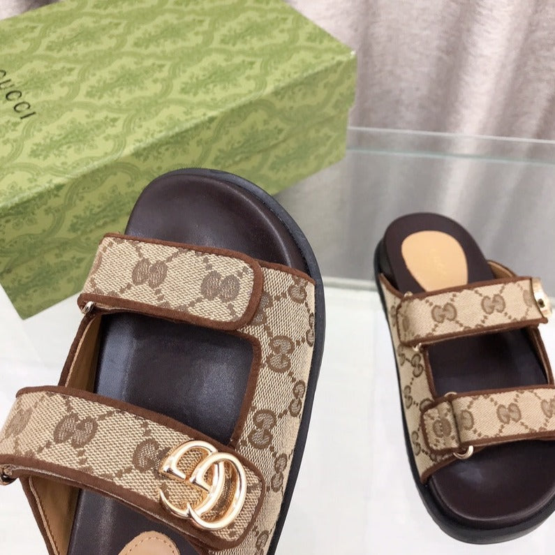 GUCCI Rubber Sole Logo Sandals Brown Caro