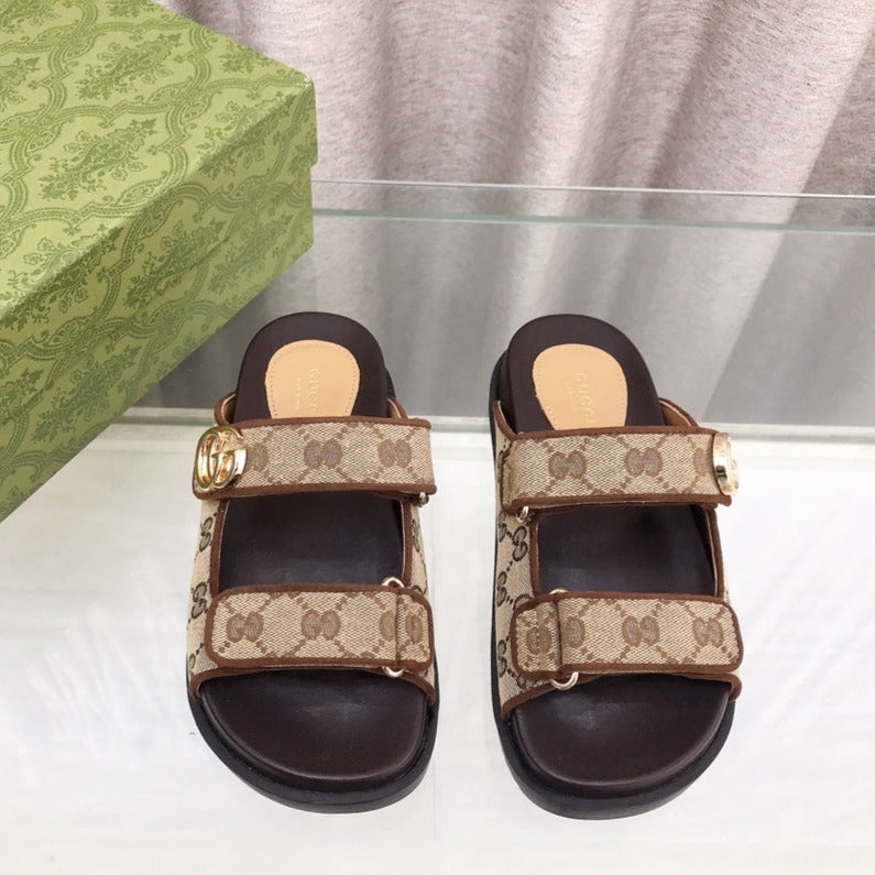 GUCCI Rubber Sole Logo Sandals Brown Caro